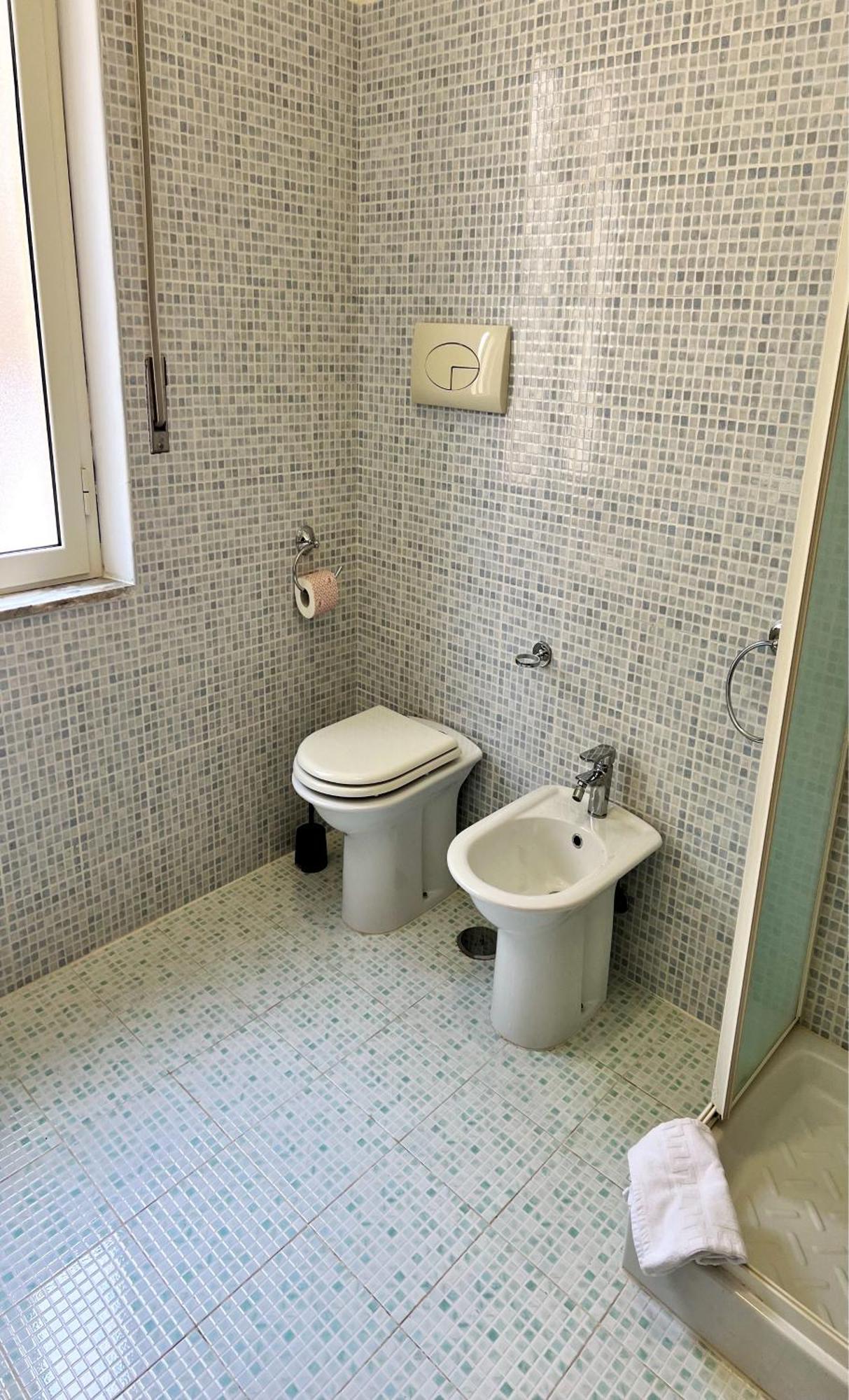 Triple Room Private External Bathroom