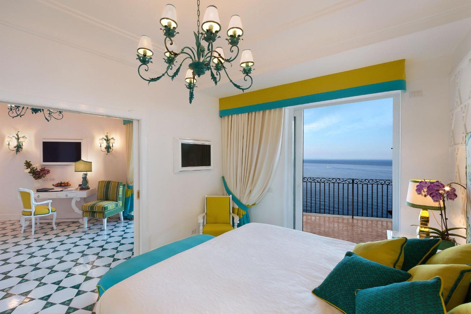 Suite avec Terrasse et Vue sur la Mer