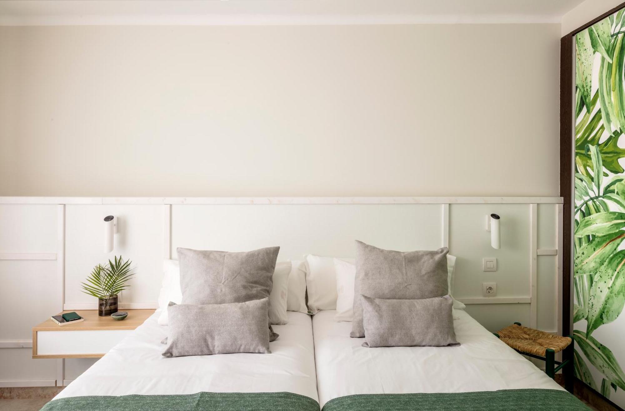 Design Double or Twin Room