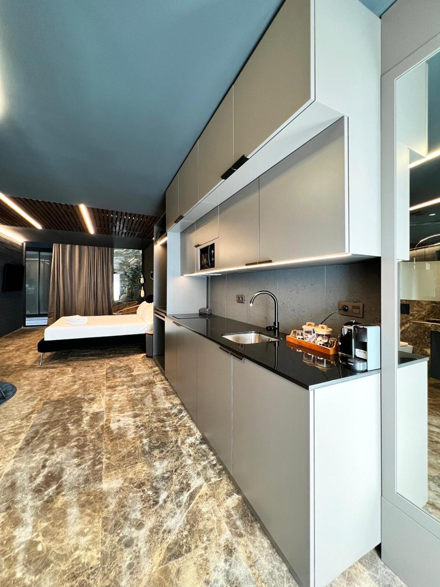 Deluxe Junior Suite