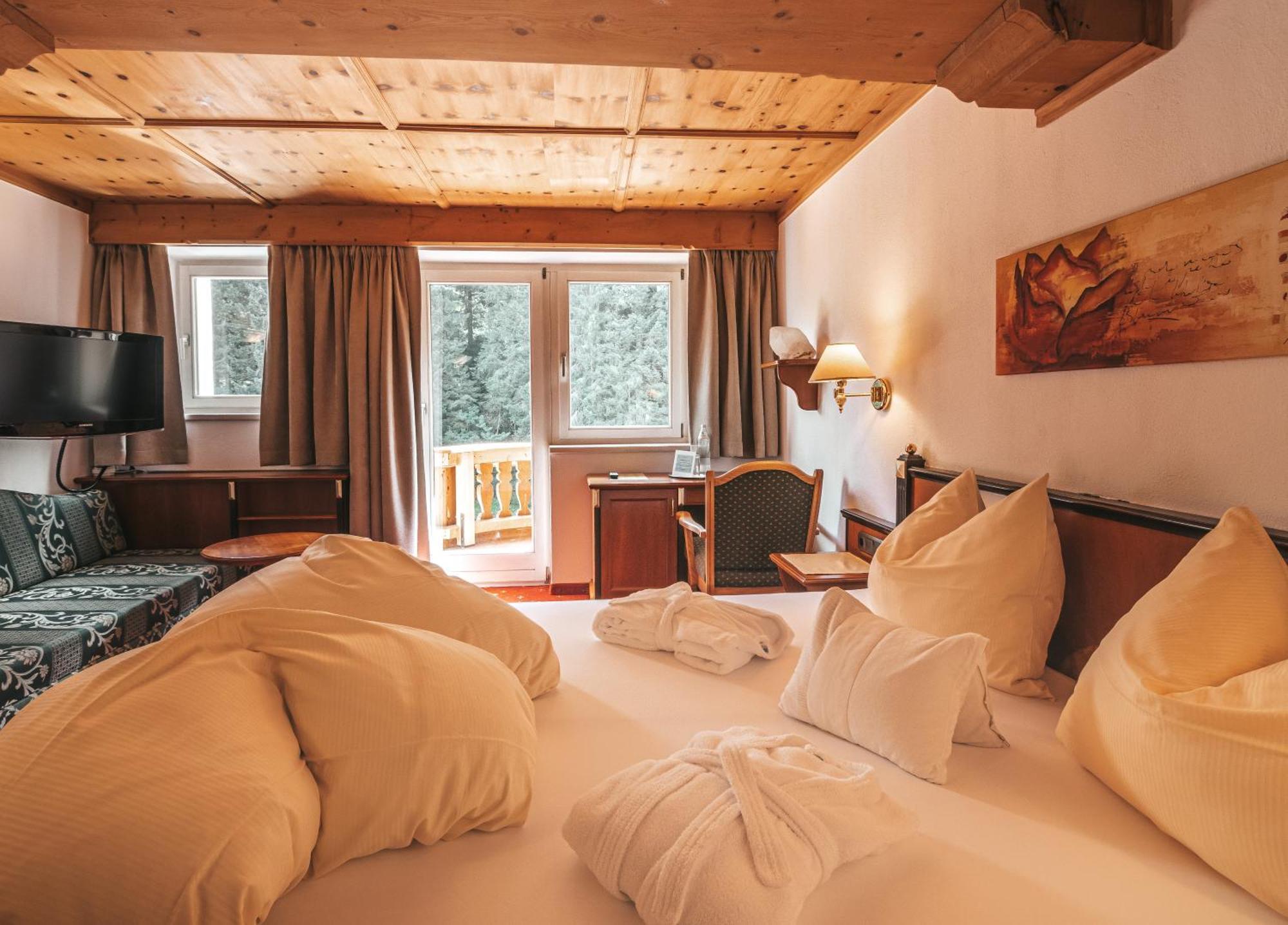 Comfort Double Room Mountain View
