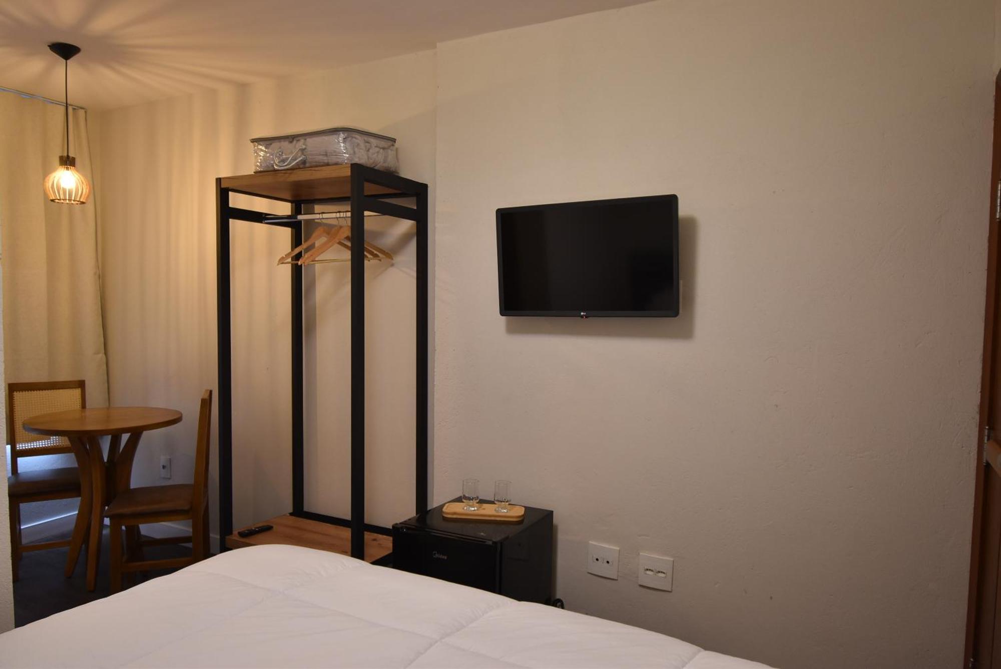 Standard Double Suite