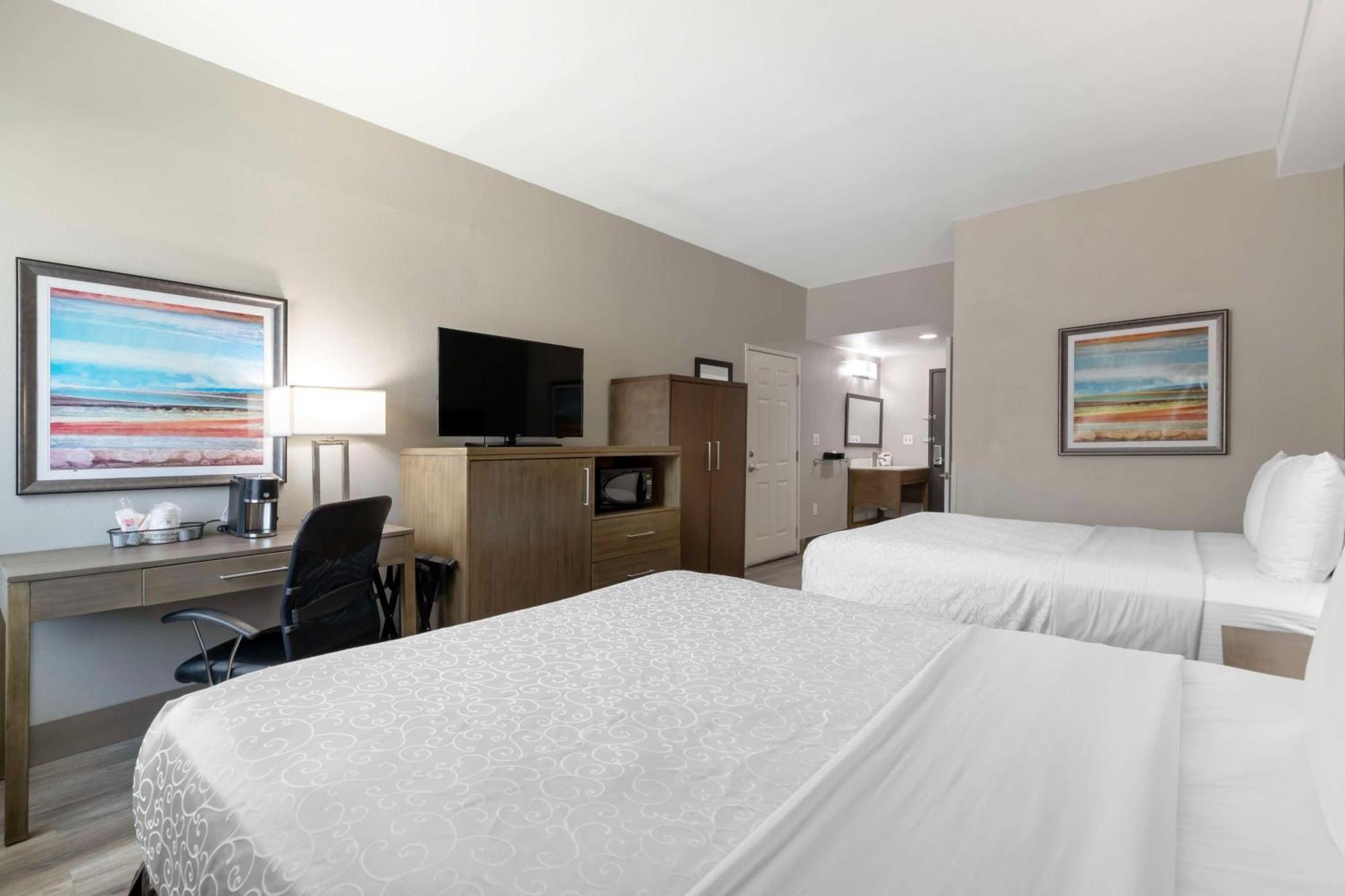 Queen Room with Two Queen Beds - Disability Access