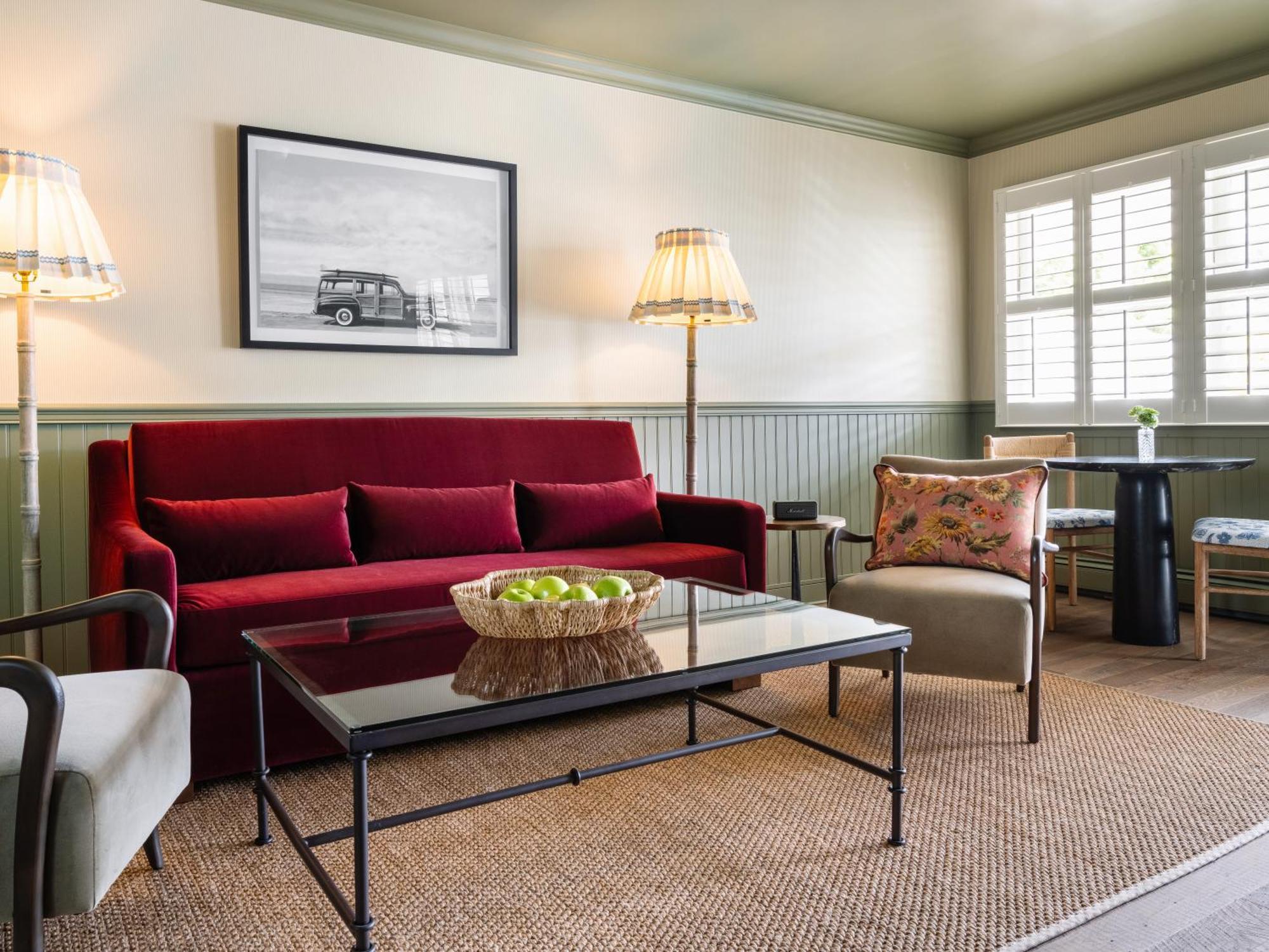 Deluxe King Suite