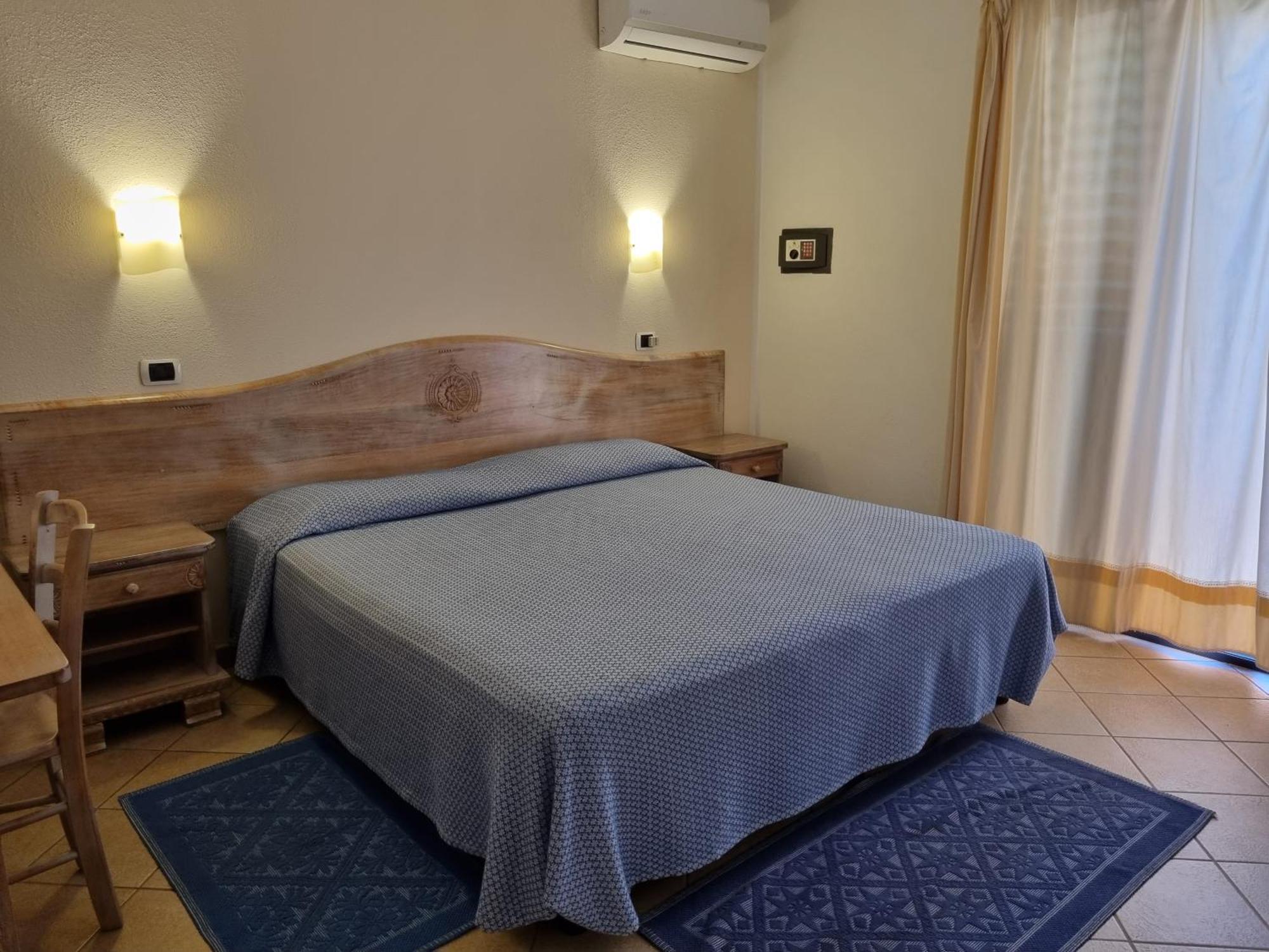 Double Room Side Sea View