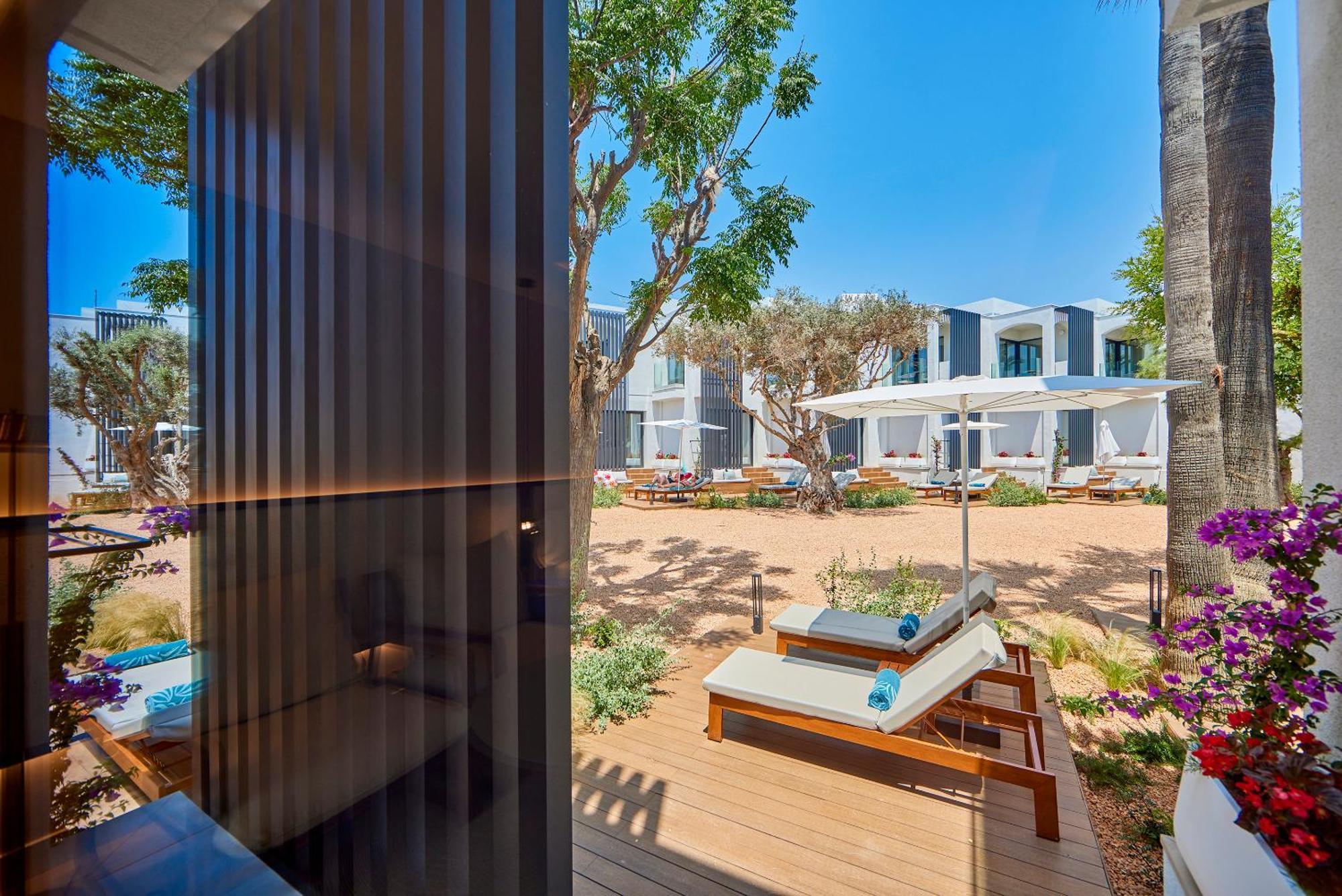 Junior Suite Sun Deck