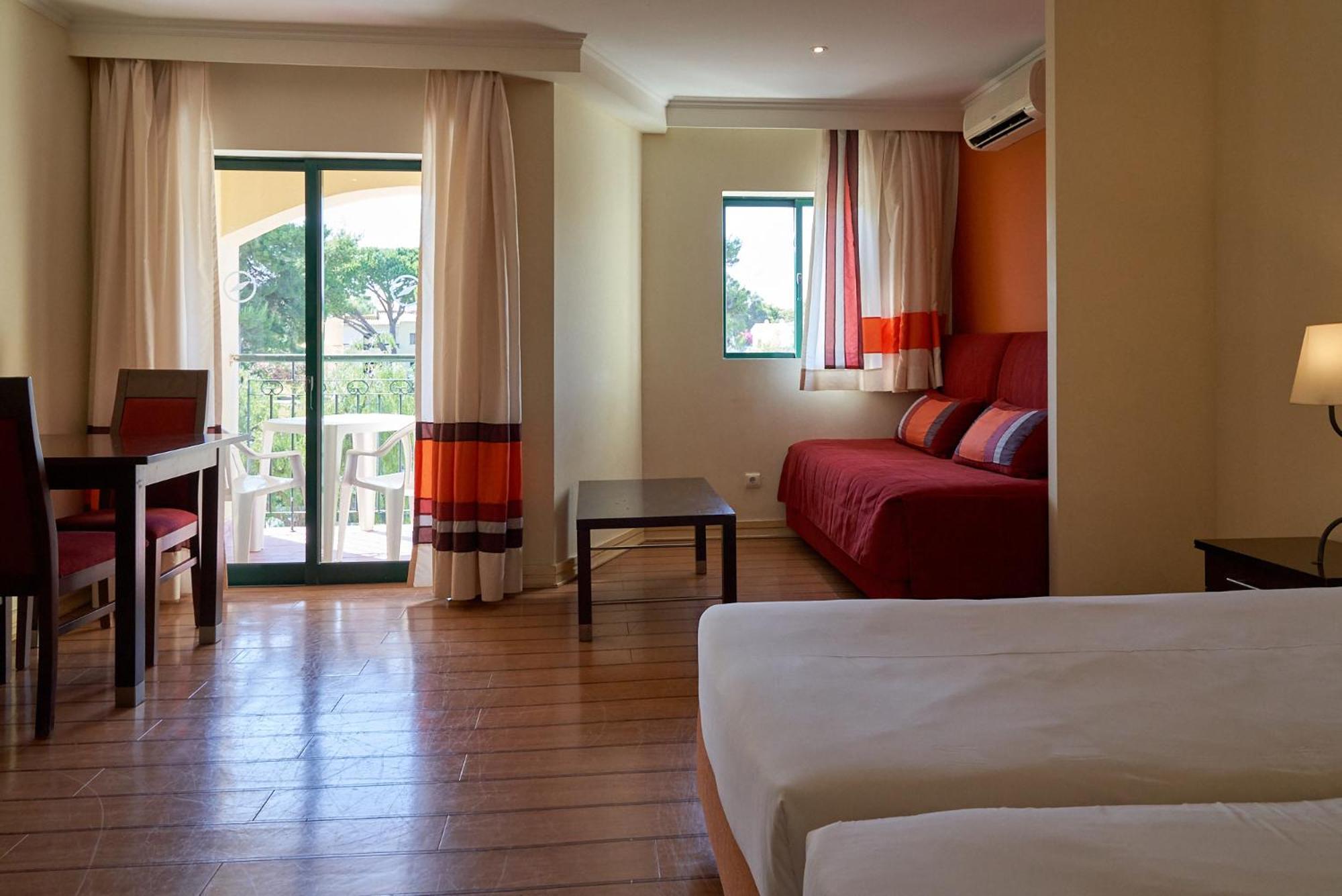 Suite Júnior com Varanda