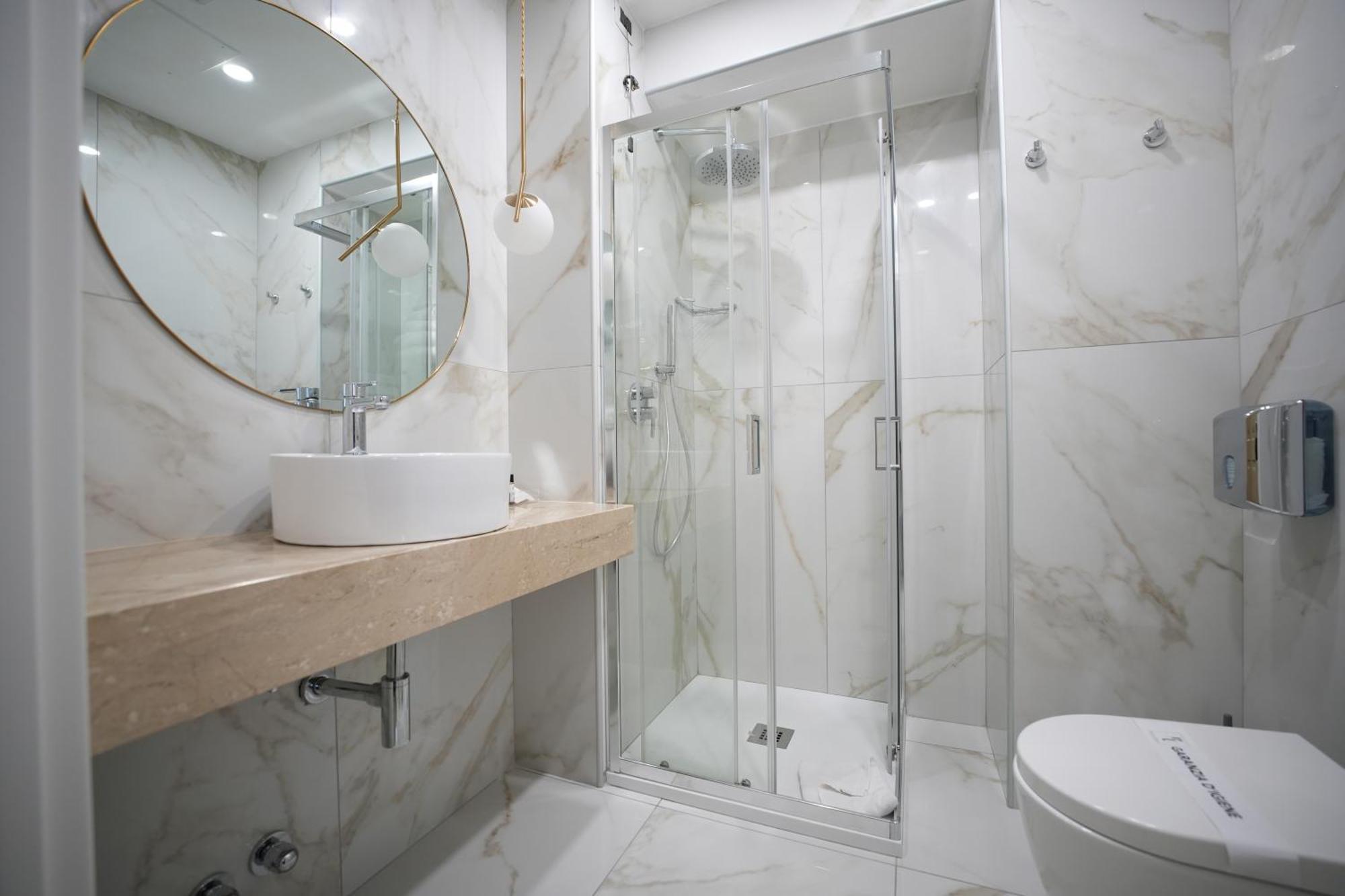 Standard Double or Twin Room,1274528761:JPEG
