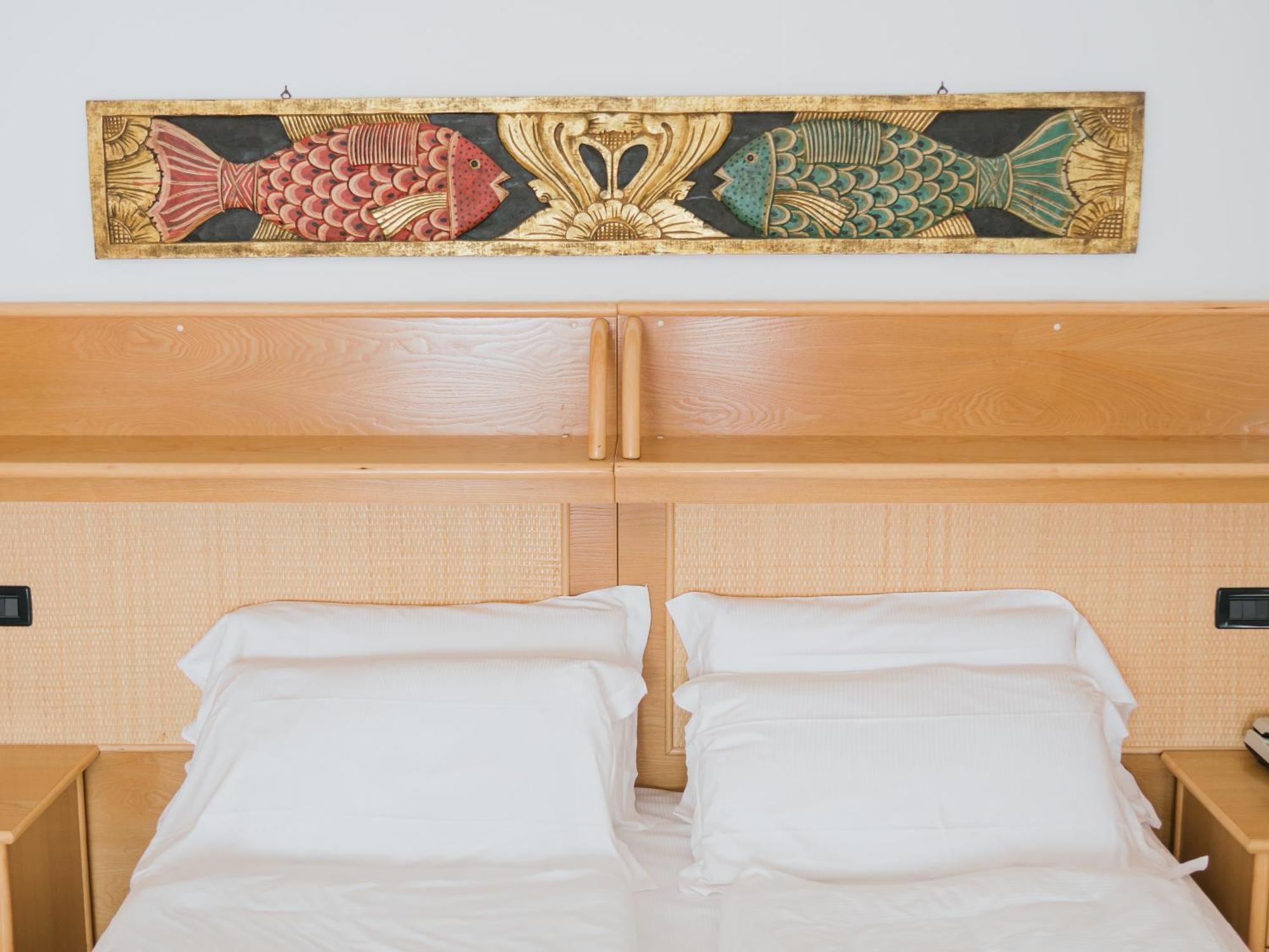 Deluxe Double Room Side Sea View