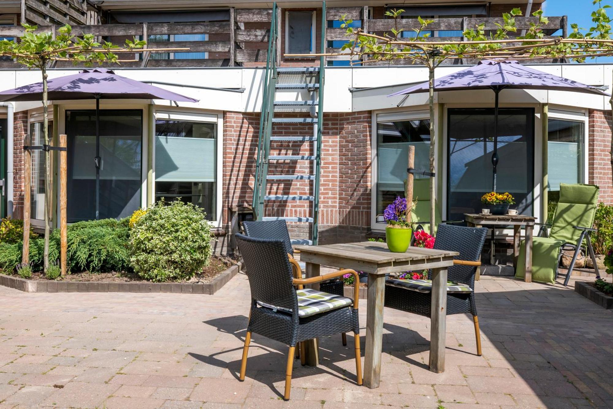 Apartment Garden View