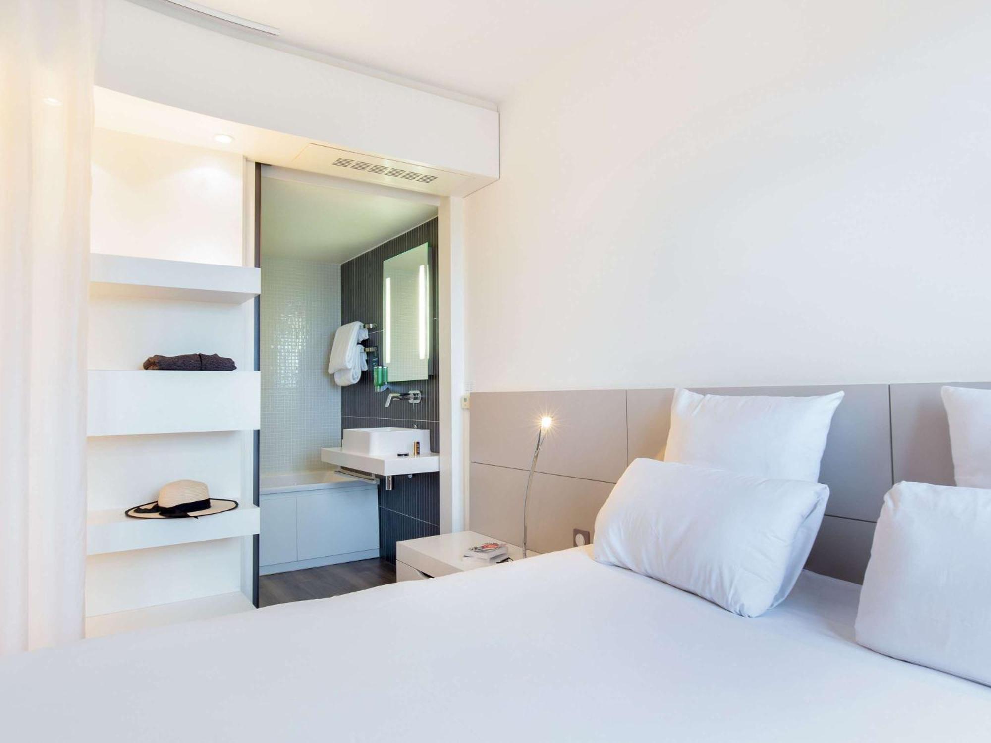 Superior Suite One Double Bed One Single Bed