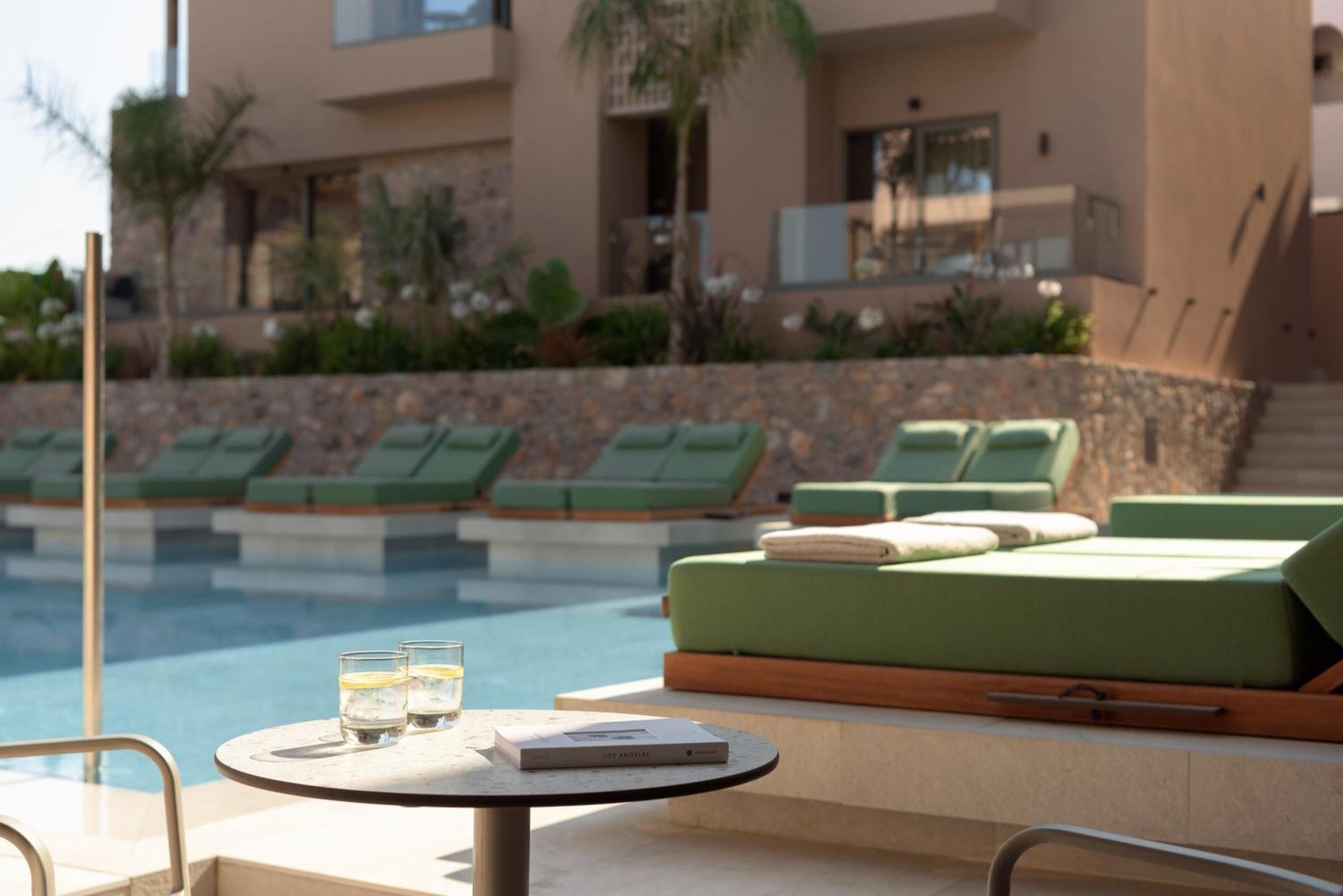 Junior Suite Swim Up
