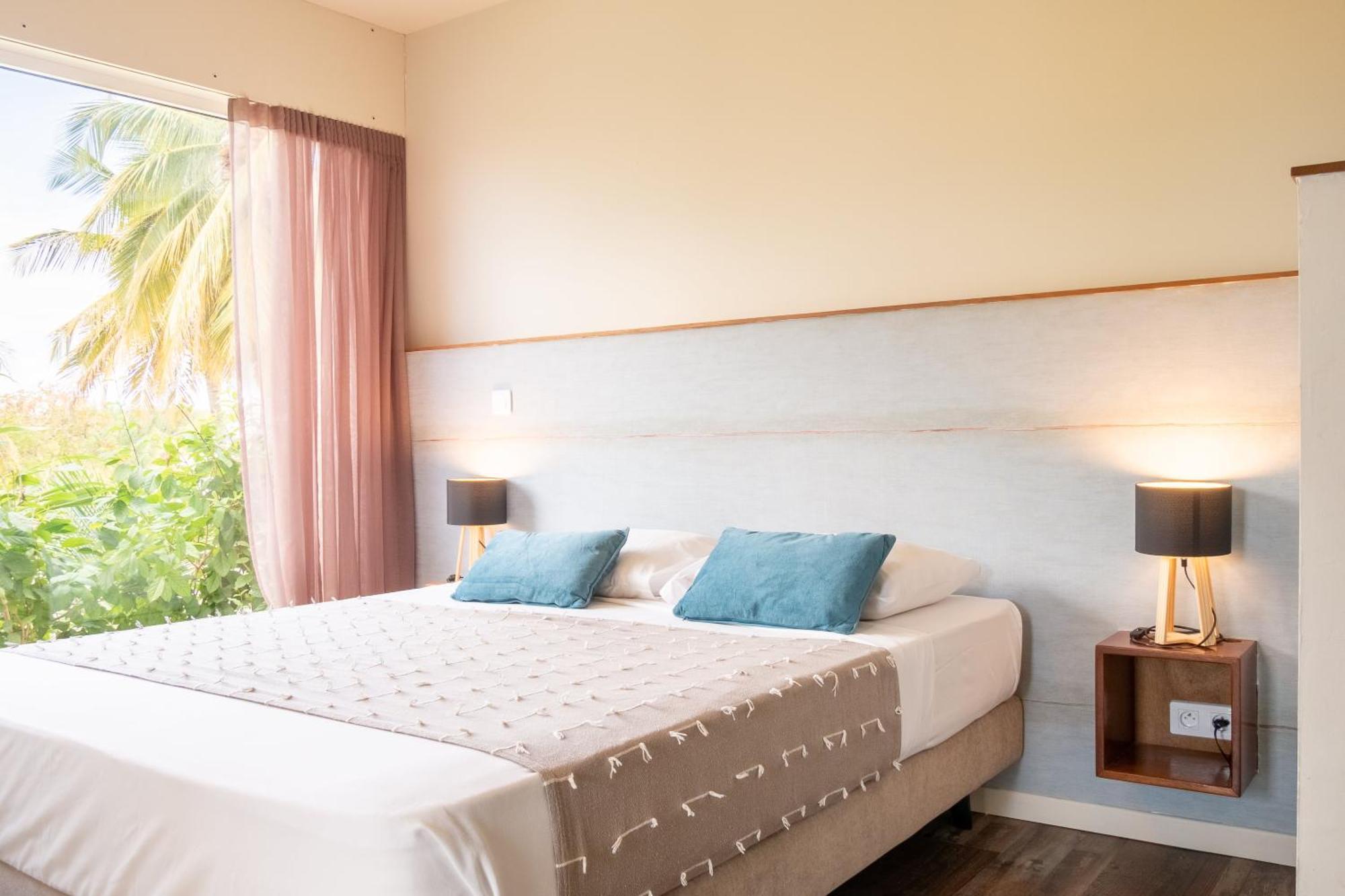 Deluxe Queen Room Ground Floor