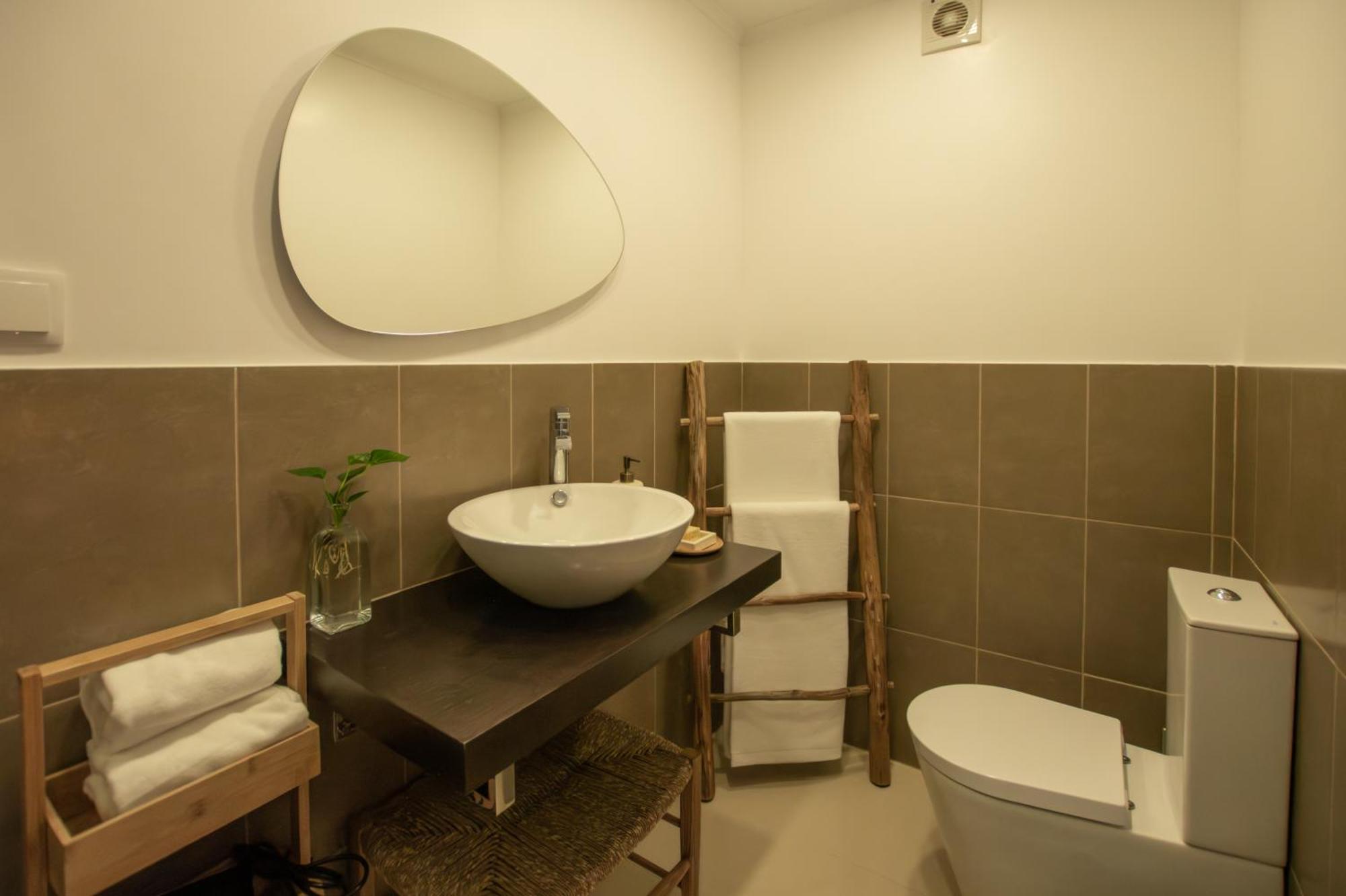 Standard Double Suite
