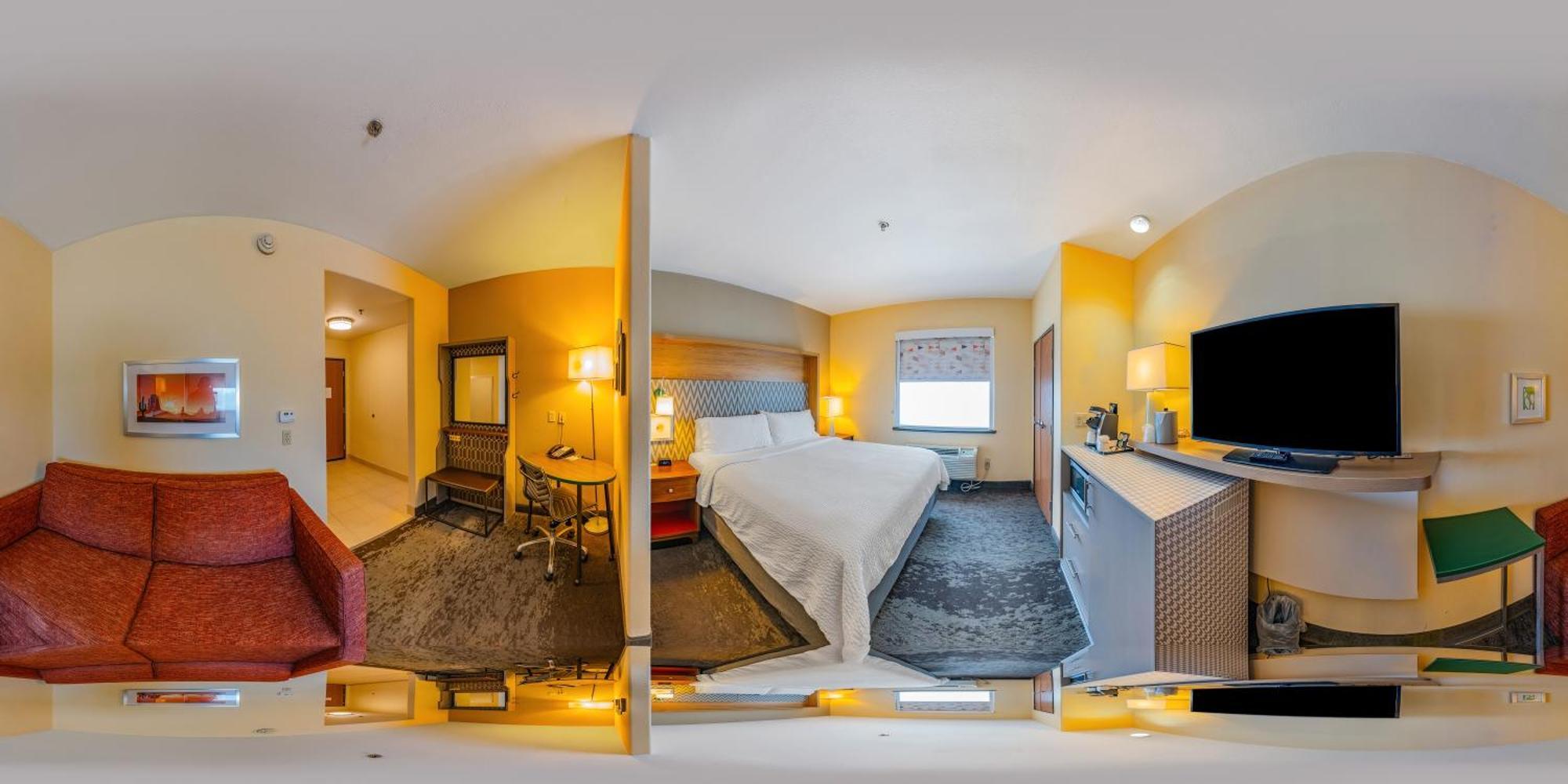Standard King Room