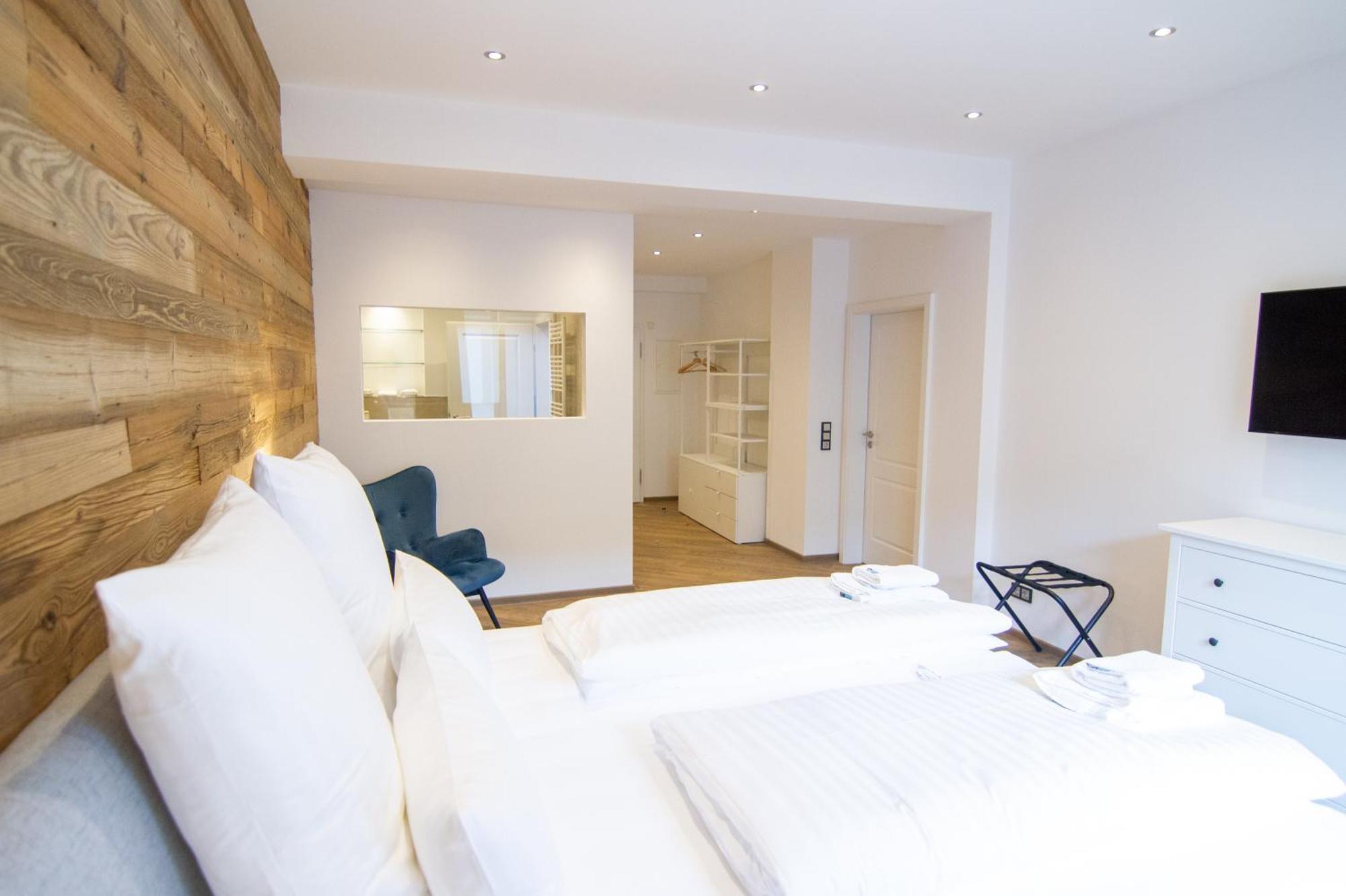 Large Double Room Annex