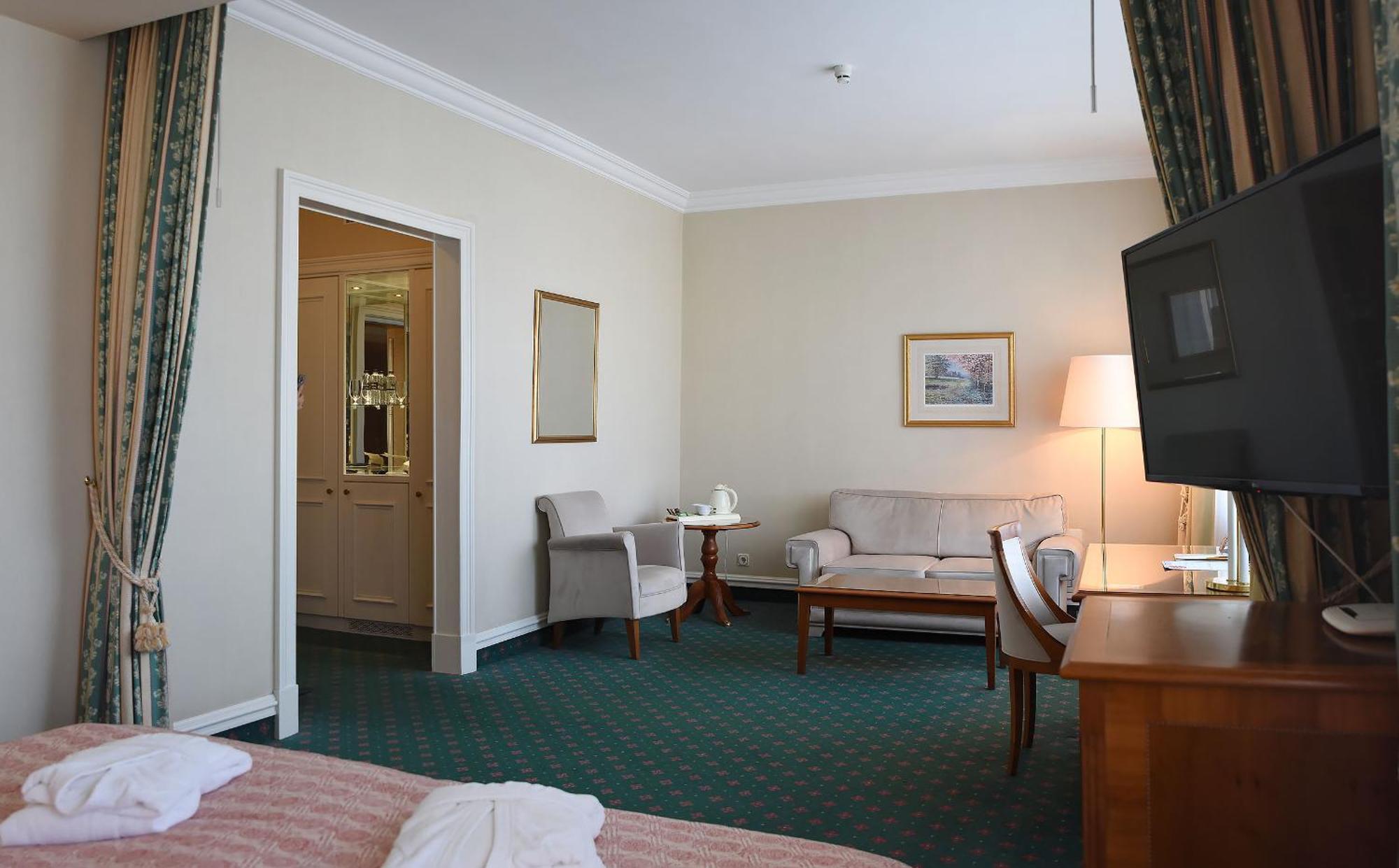 Junior Suite