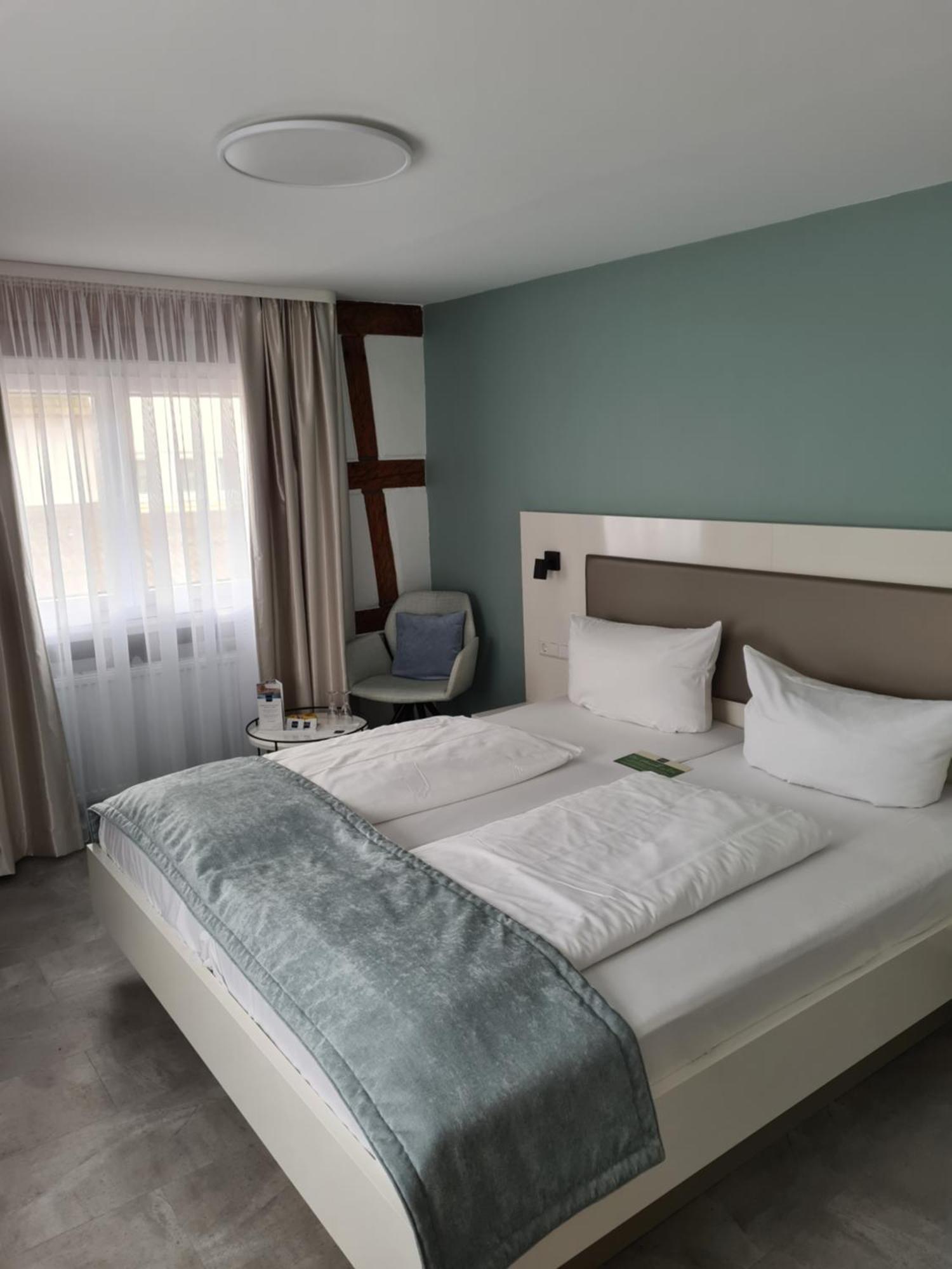 Budget Double Room Land Side