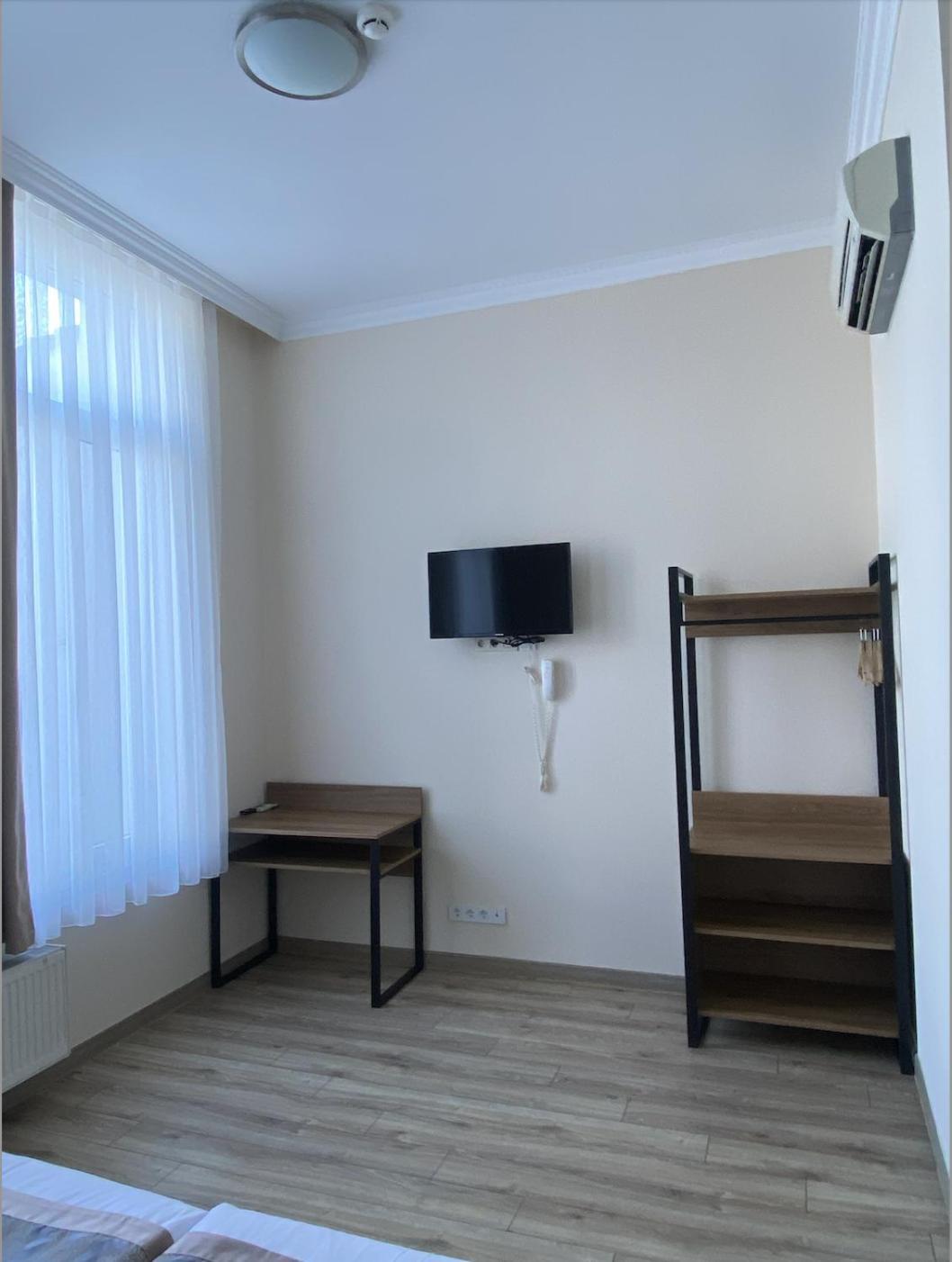Budget Double Room,1556540587:JPEG