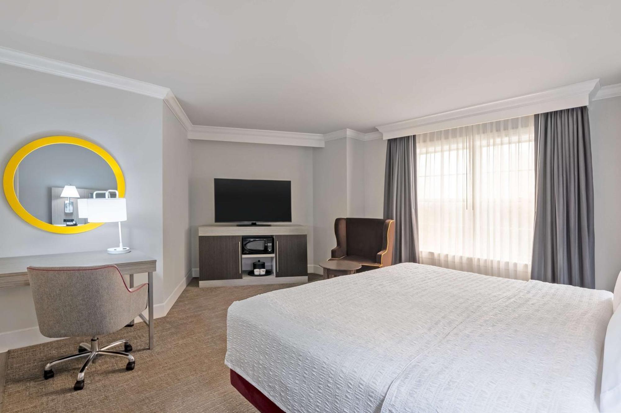 King Room King Bed Non-Smoking