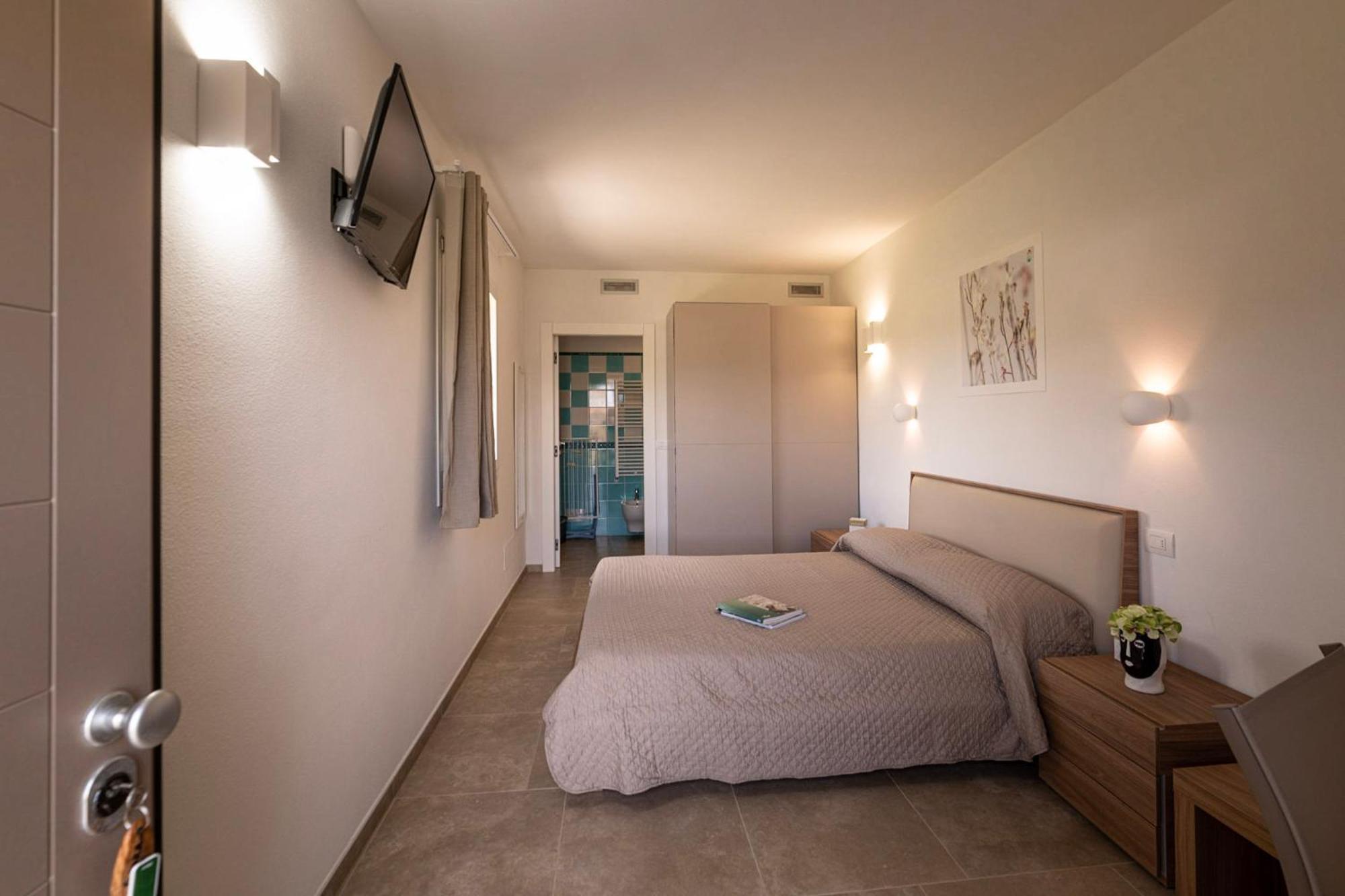 Double Room Private Bathroom