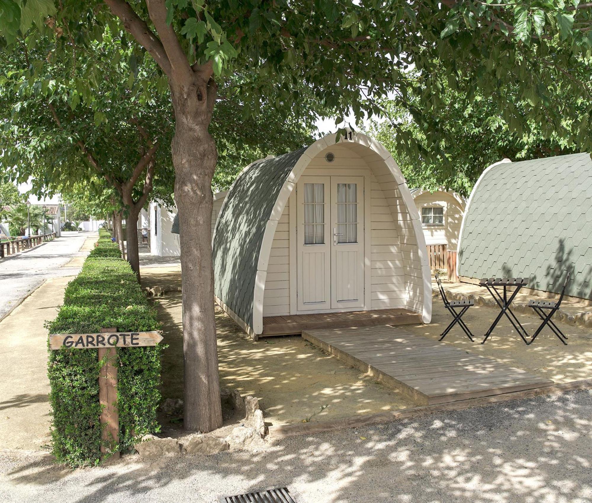 Log Cabin,1556739385:JPEG