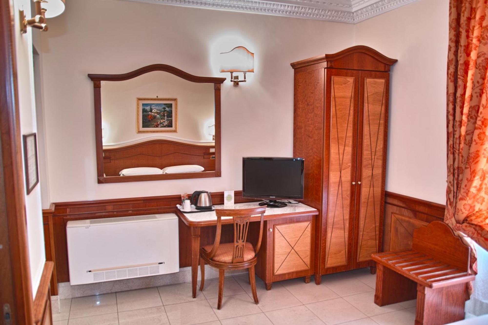Quarto Duplo ou Twin com Vista da Cidade