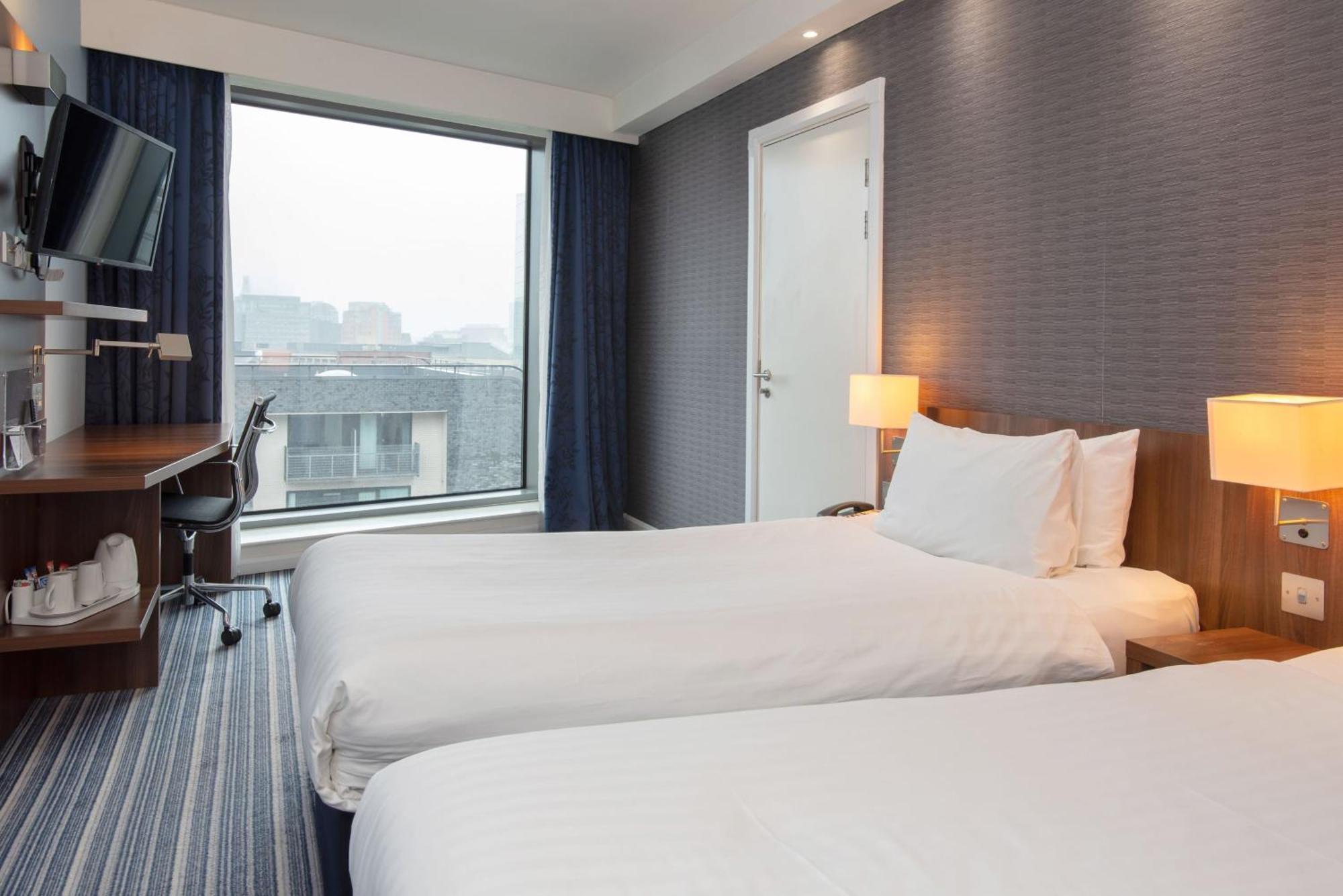 Premium Twin Room Extra Floor Space Hot