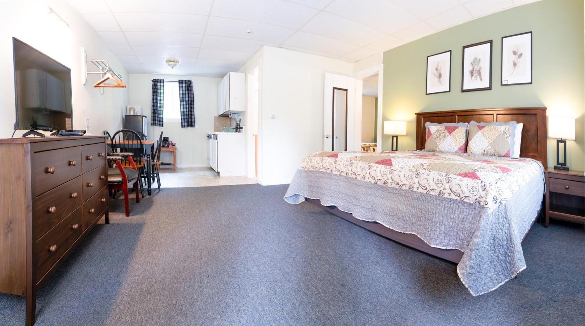 Superior King Room