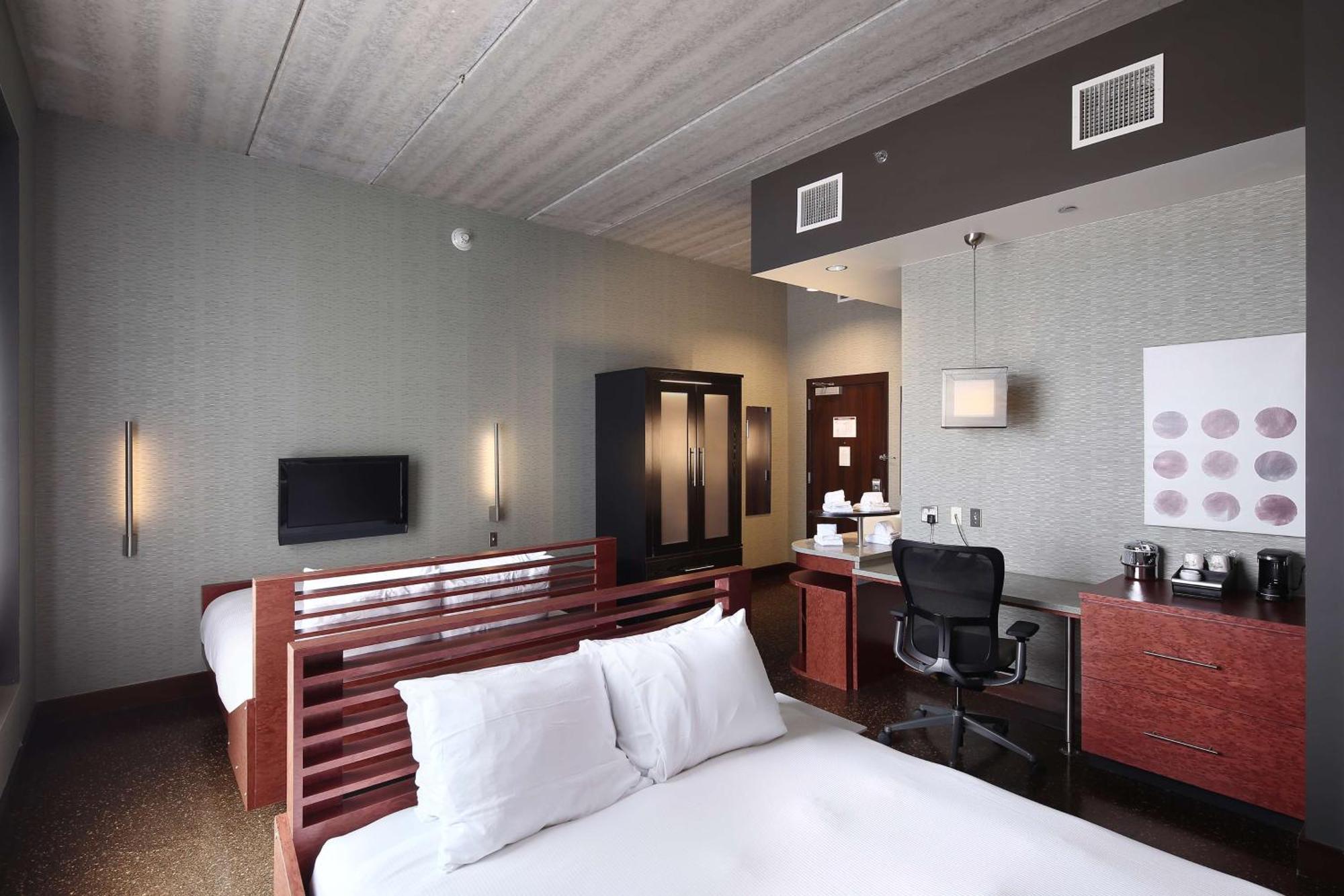 Queen Room Two Queen Beds