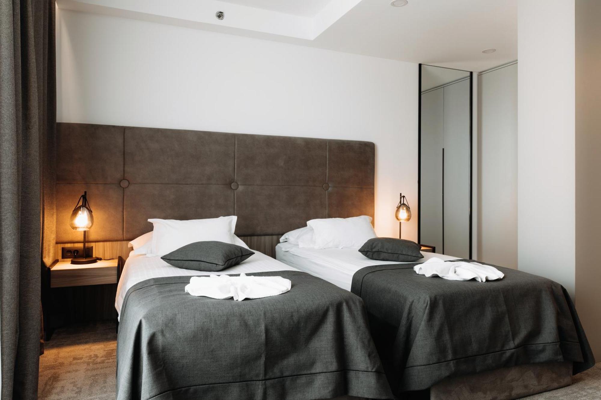 Deluxe Doppel-/Zweibettzimmer