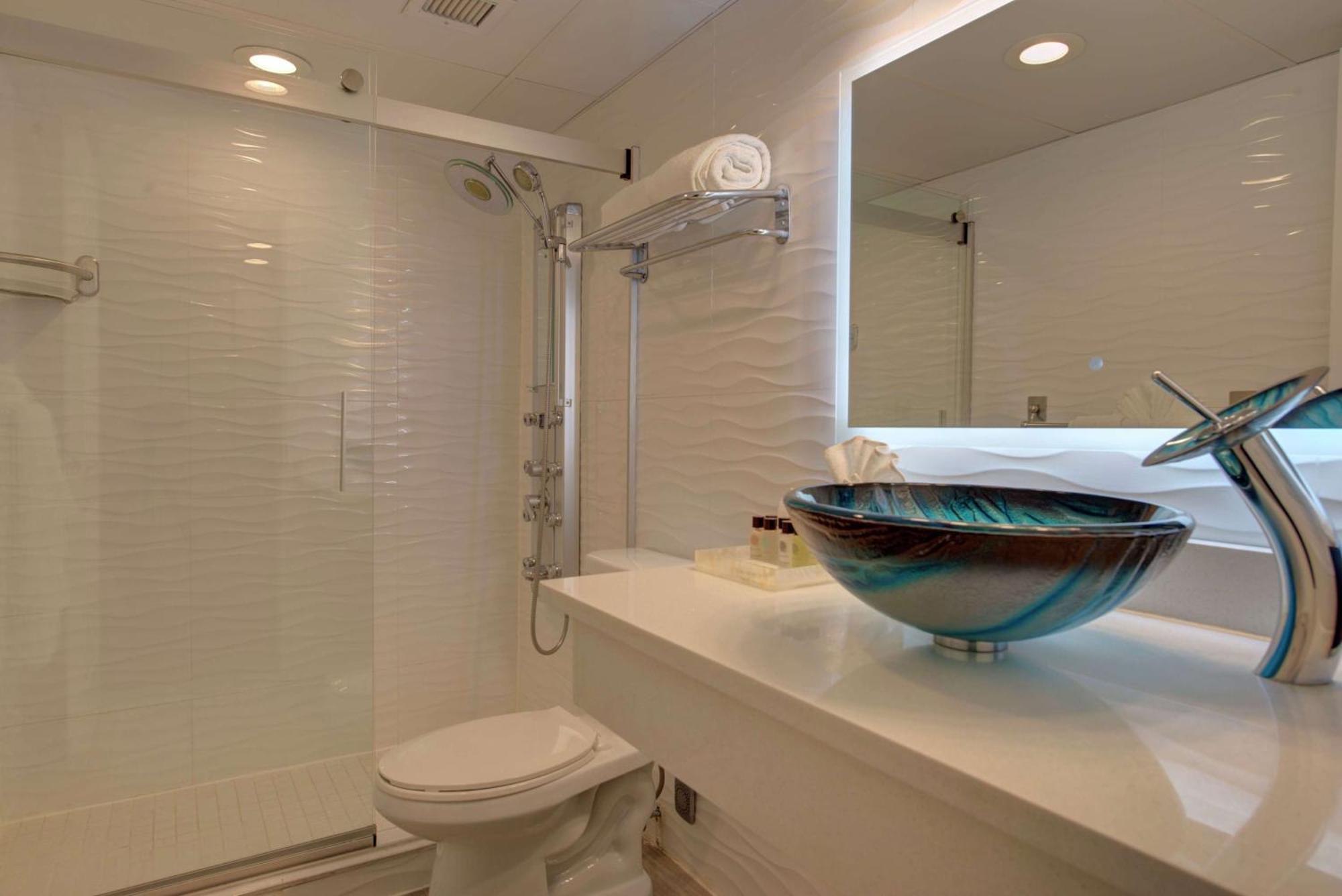 King Suite Harbour View