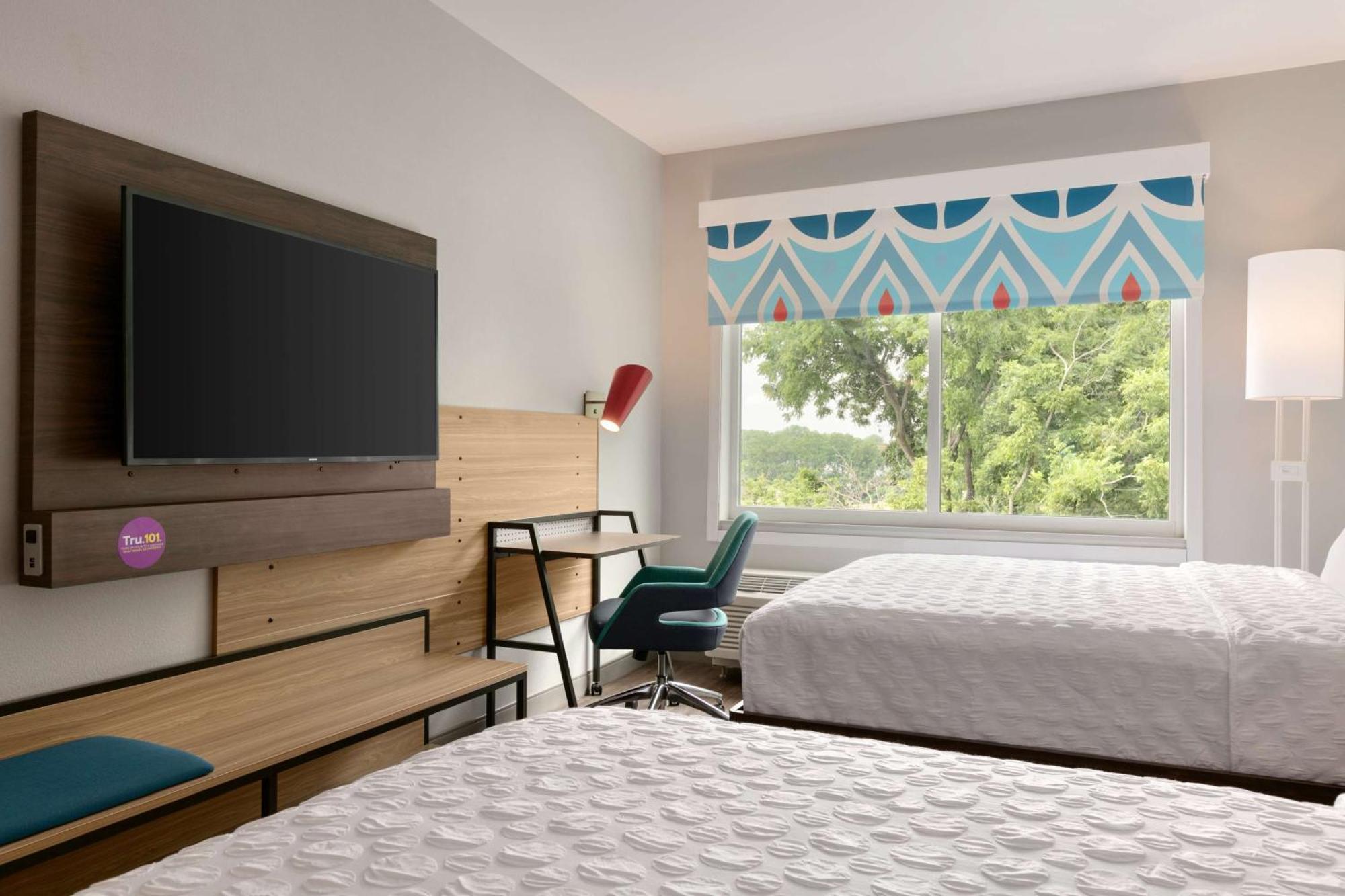 Queen Room Two Queen Beds