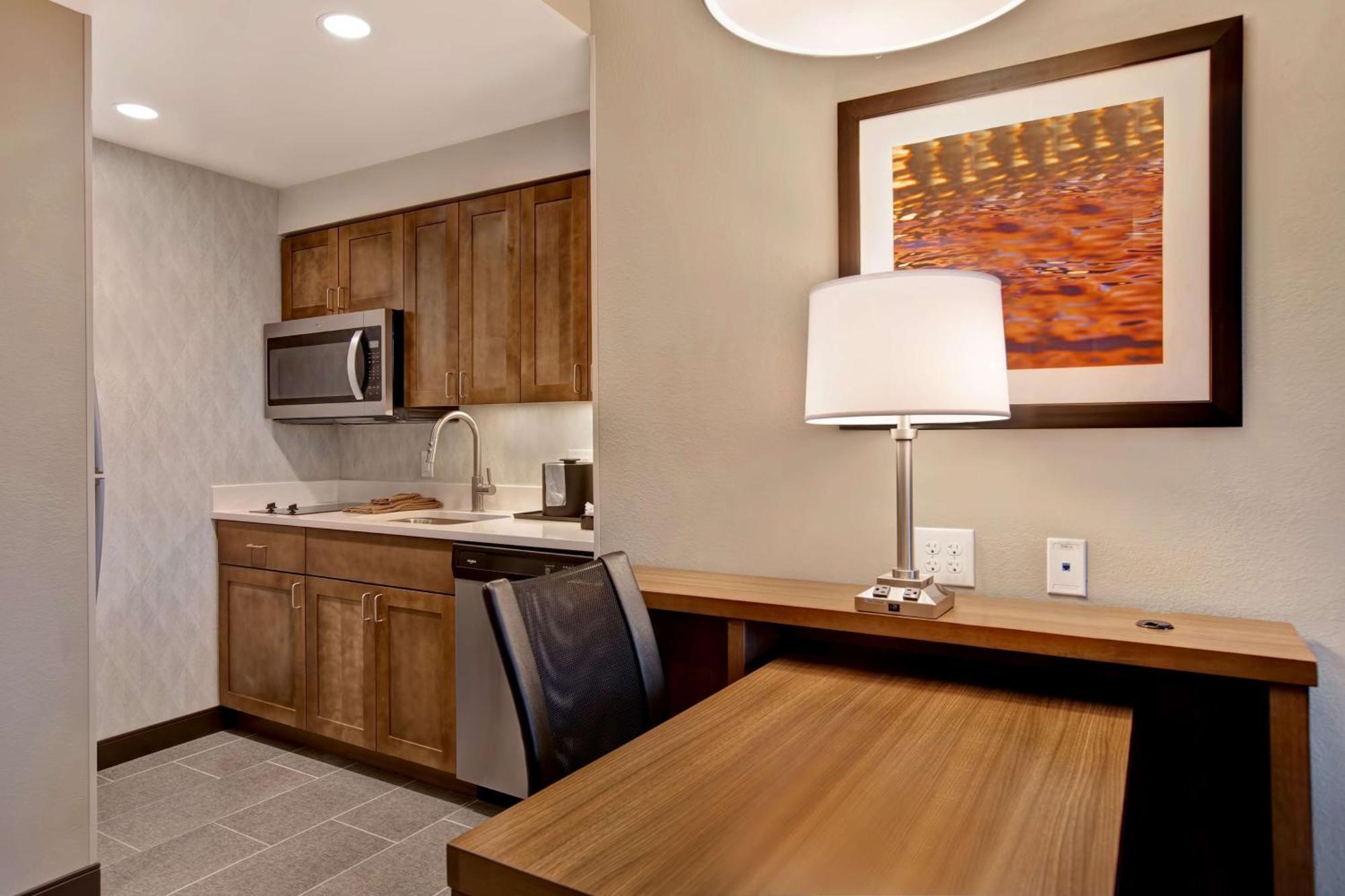 King Studio Suite Non-Smoking