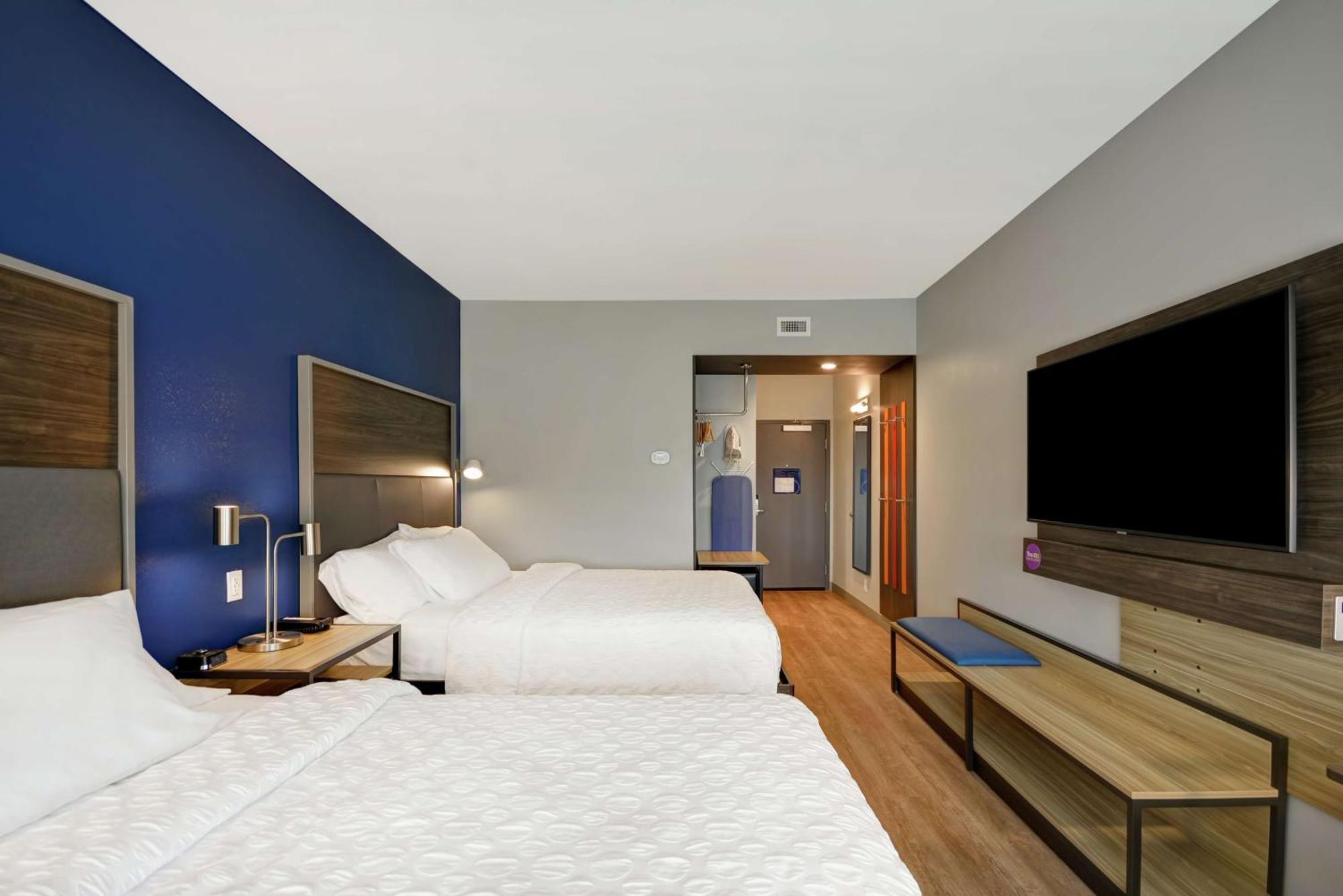 Queen Room with Two Queen Beds