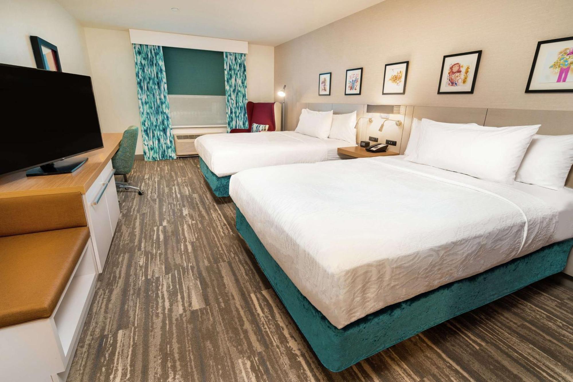 Queen Room Two Queen Beds