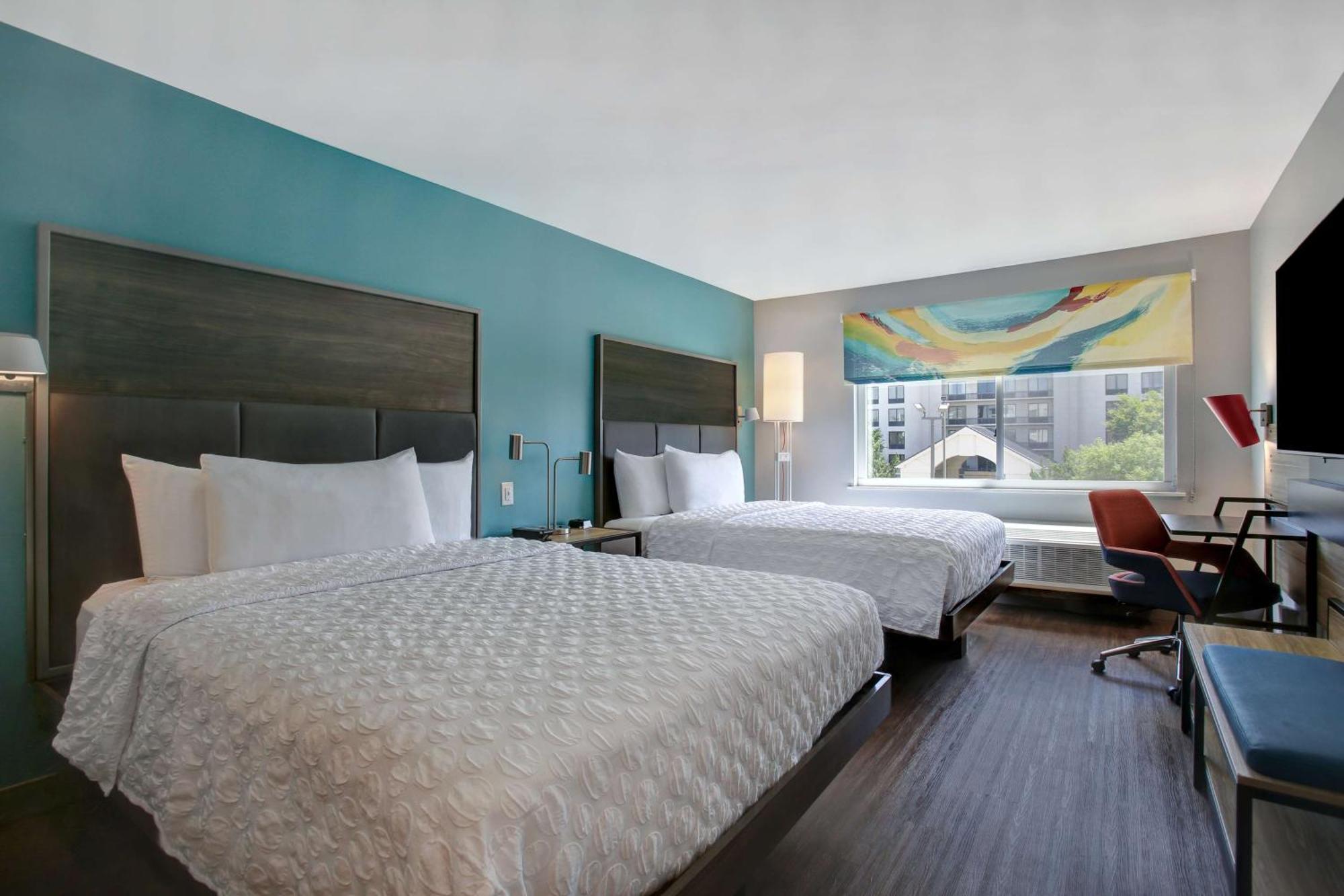 Queen Room Two Queen Beds