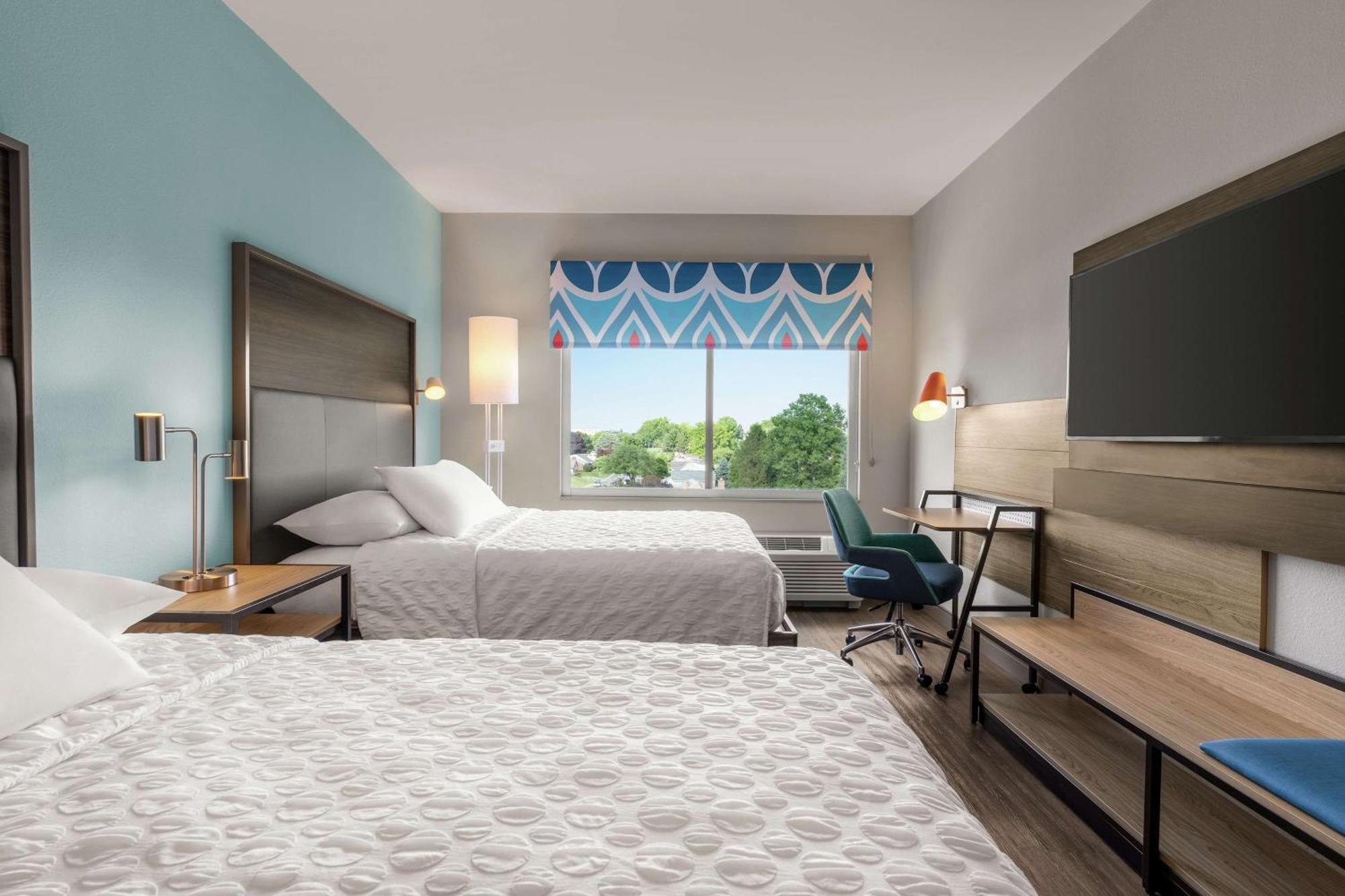Queen Room Two Queen Beds