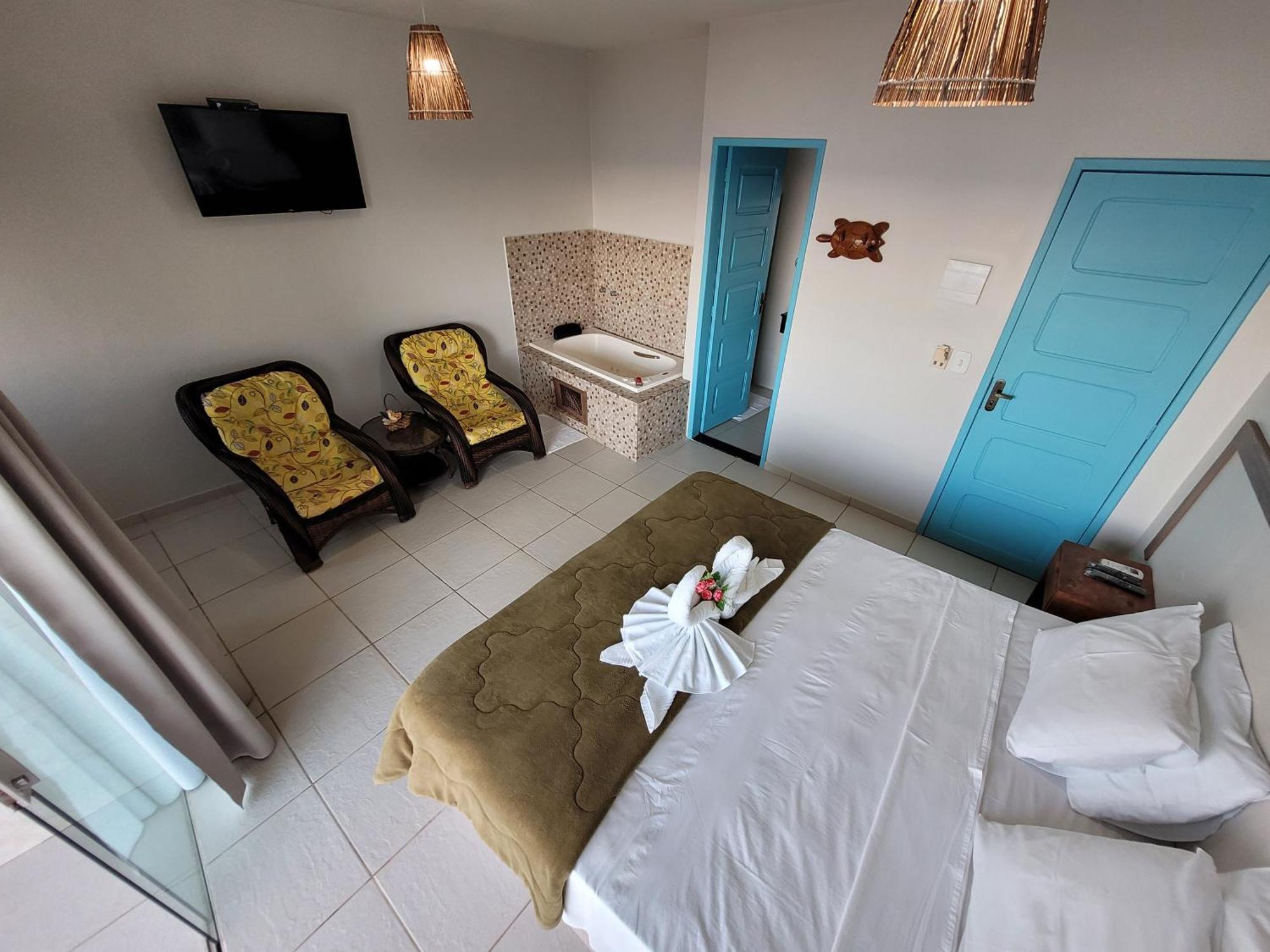 Luxury Suite Spa Bath