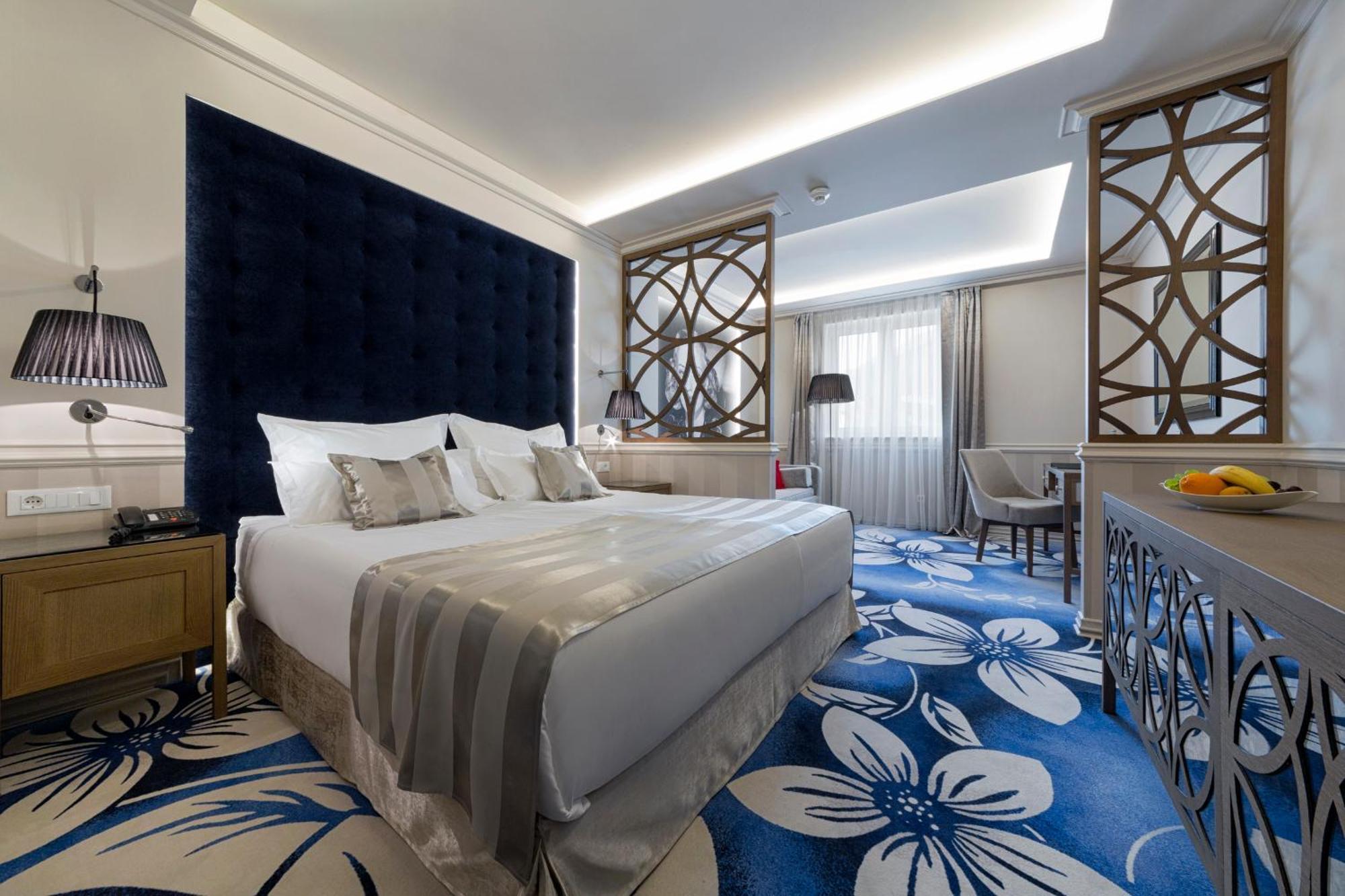 Double or Twin Room Extra Bed