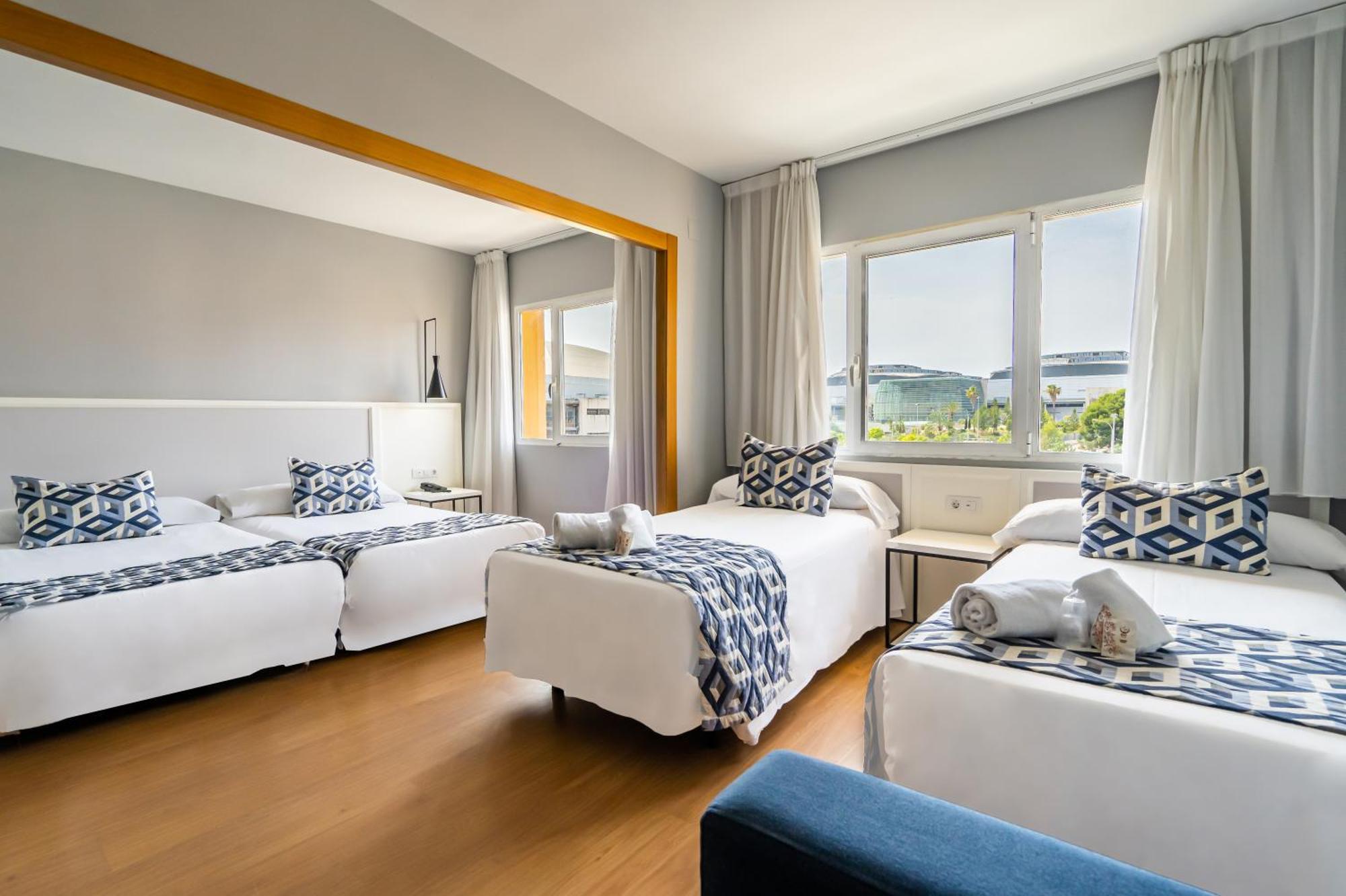 Triple Room