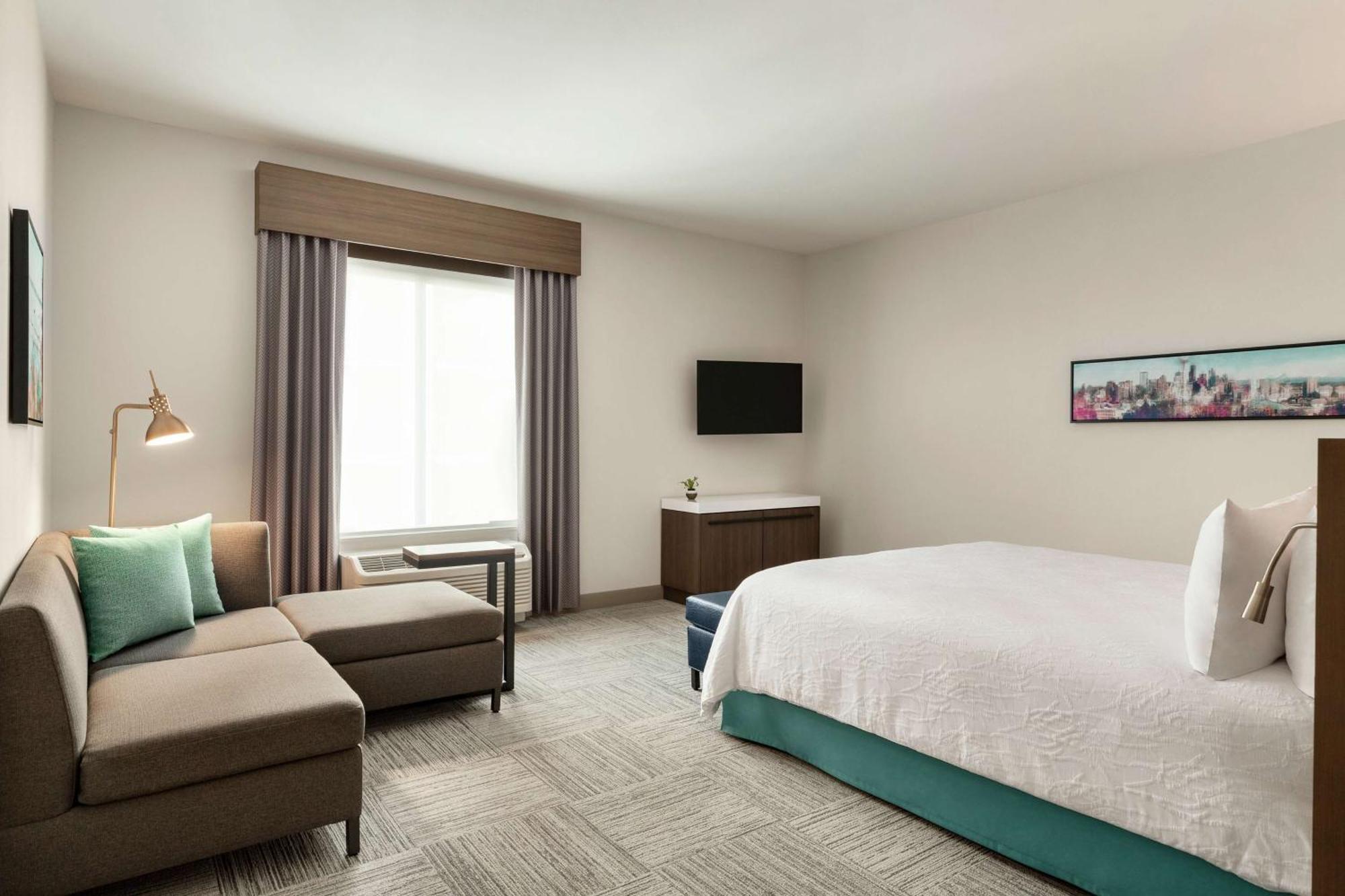 Deluxe King Room - Hearing Access