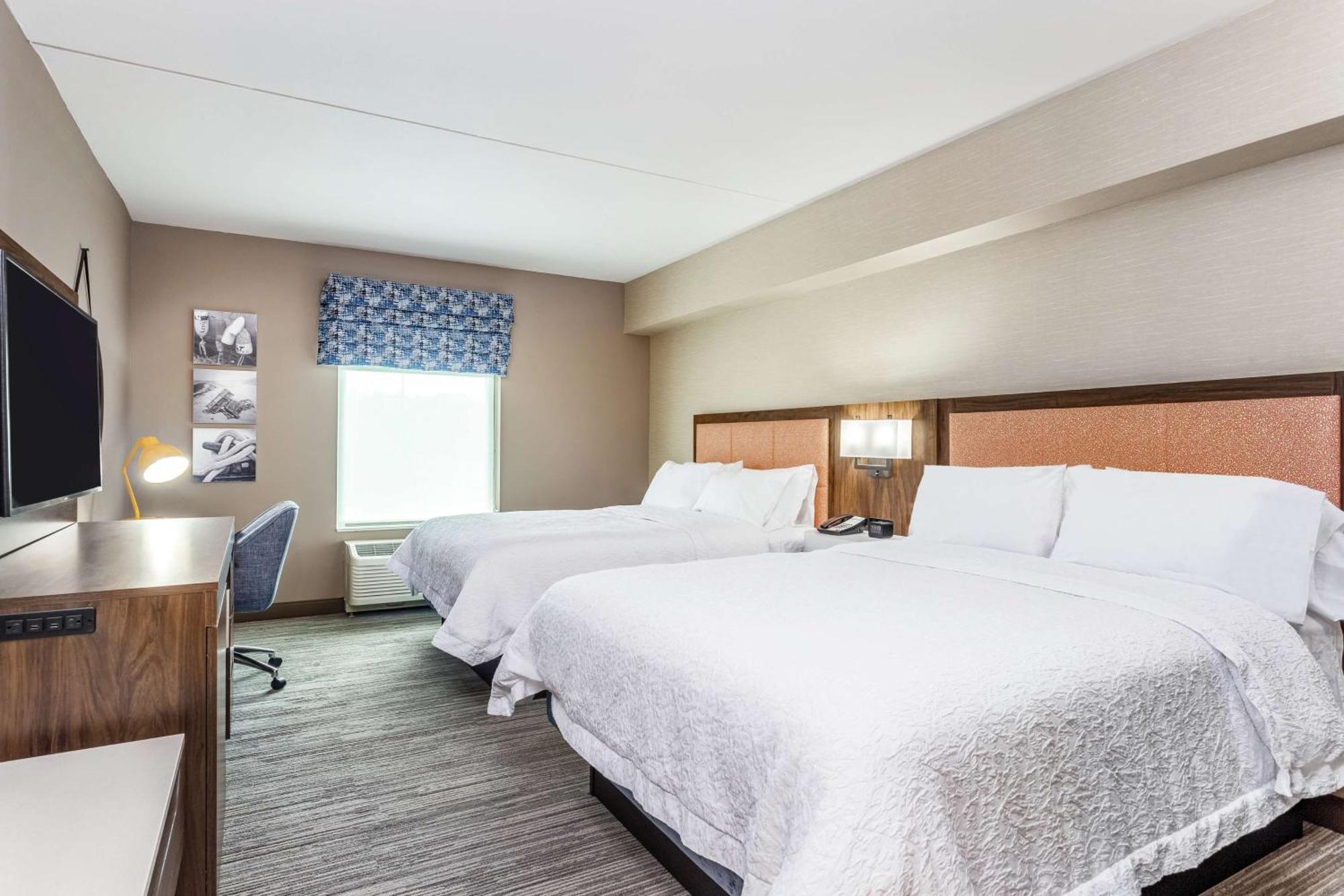 Queen Room Two Queen Beds