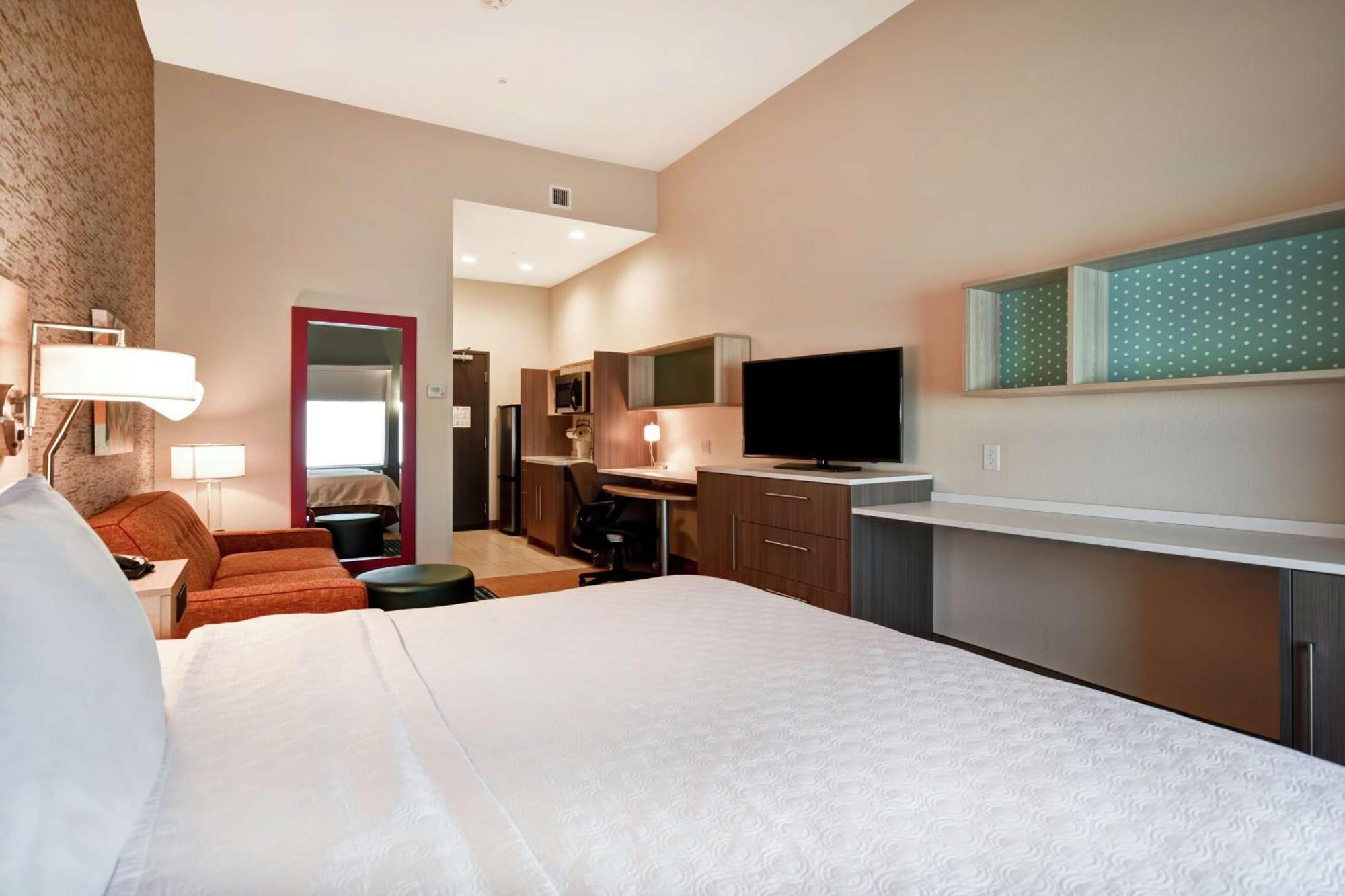 King Studio Suite Non-Smoking