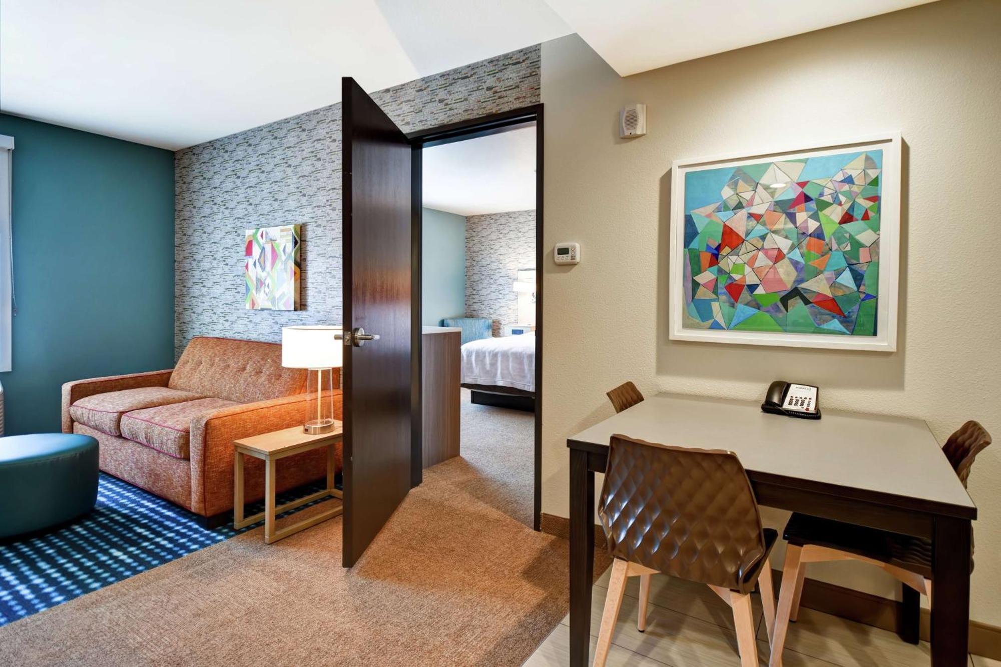 One-Bedroom King Suite Non-Smoking