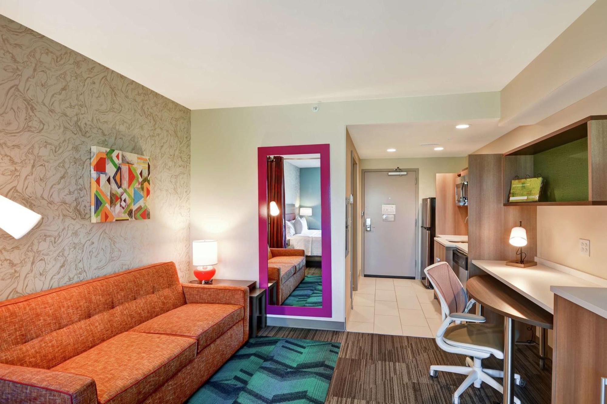 King Studio Suite Non-Smoking
