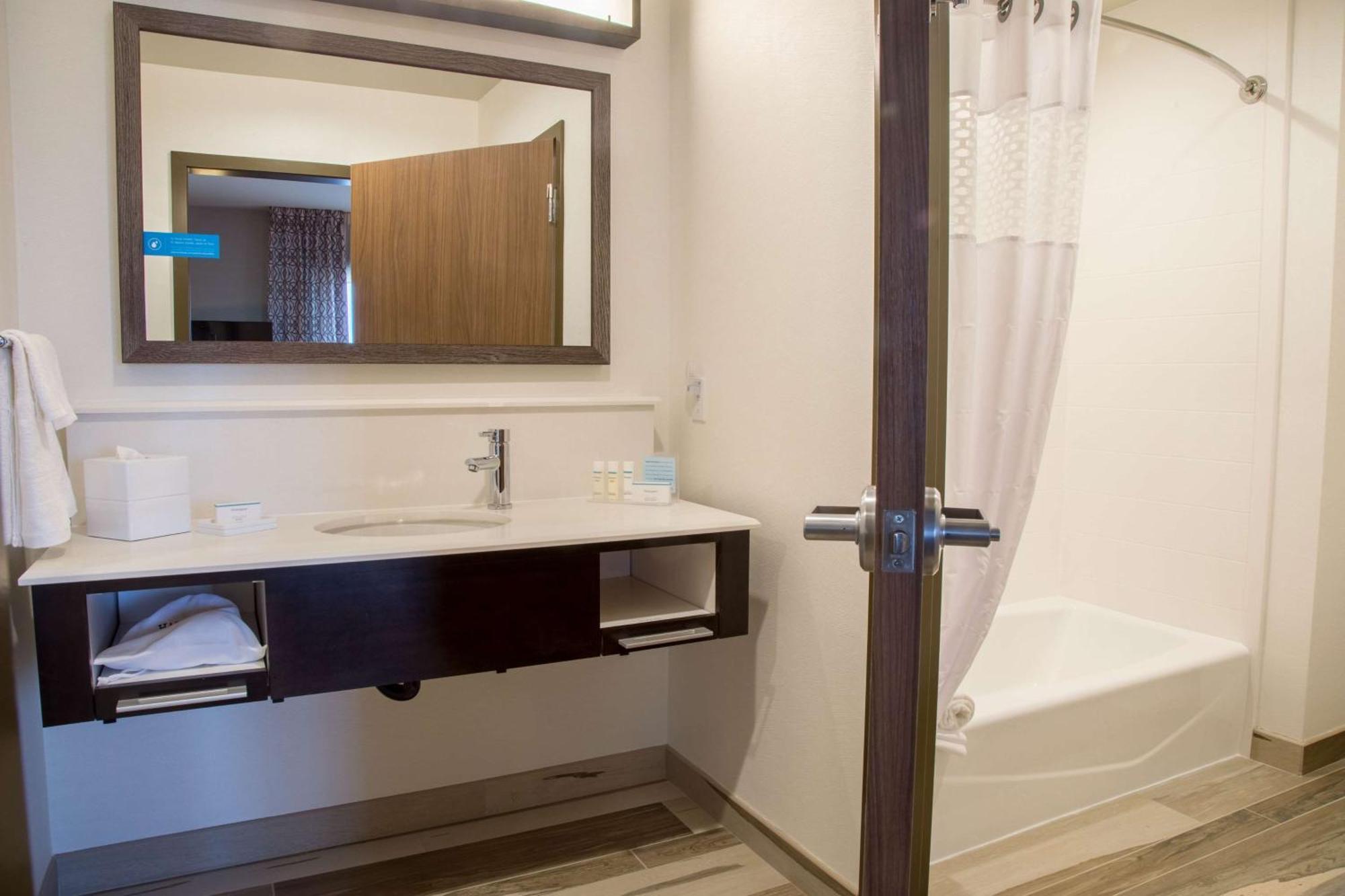 King Studio Suite Non Smoking