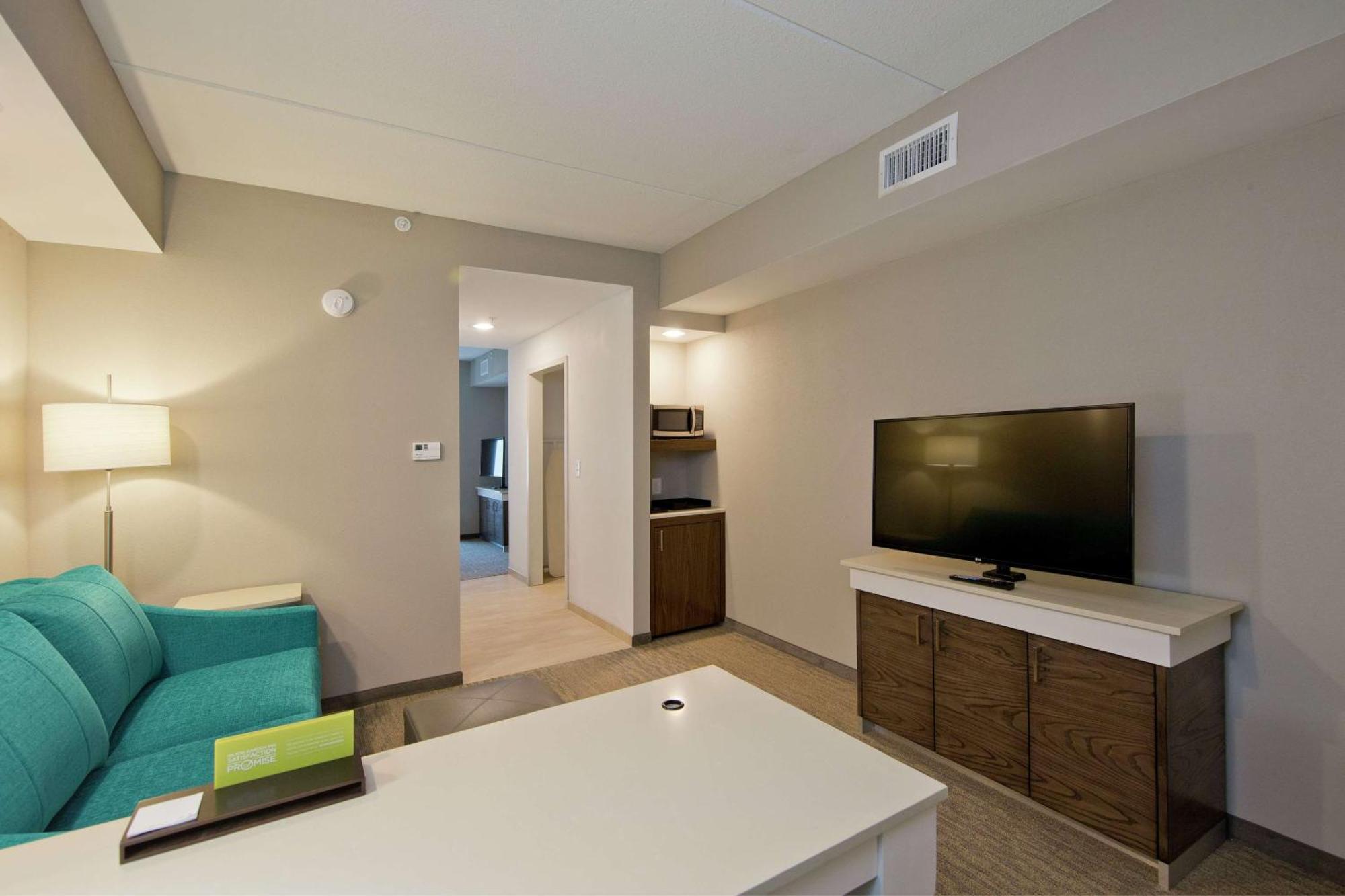Junior King Suite with Sofa Bed