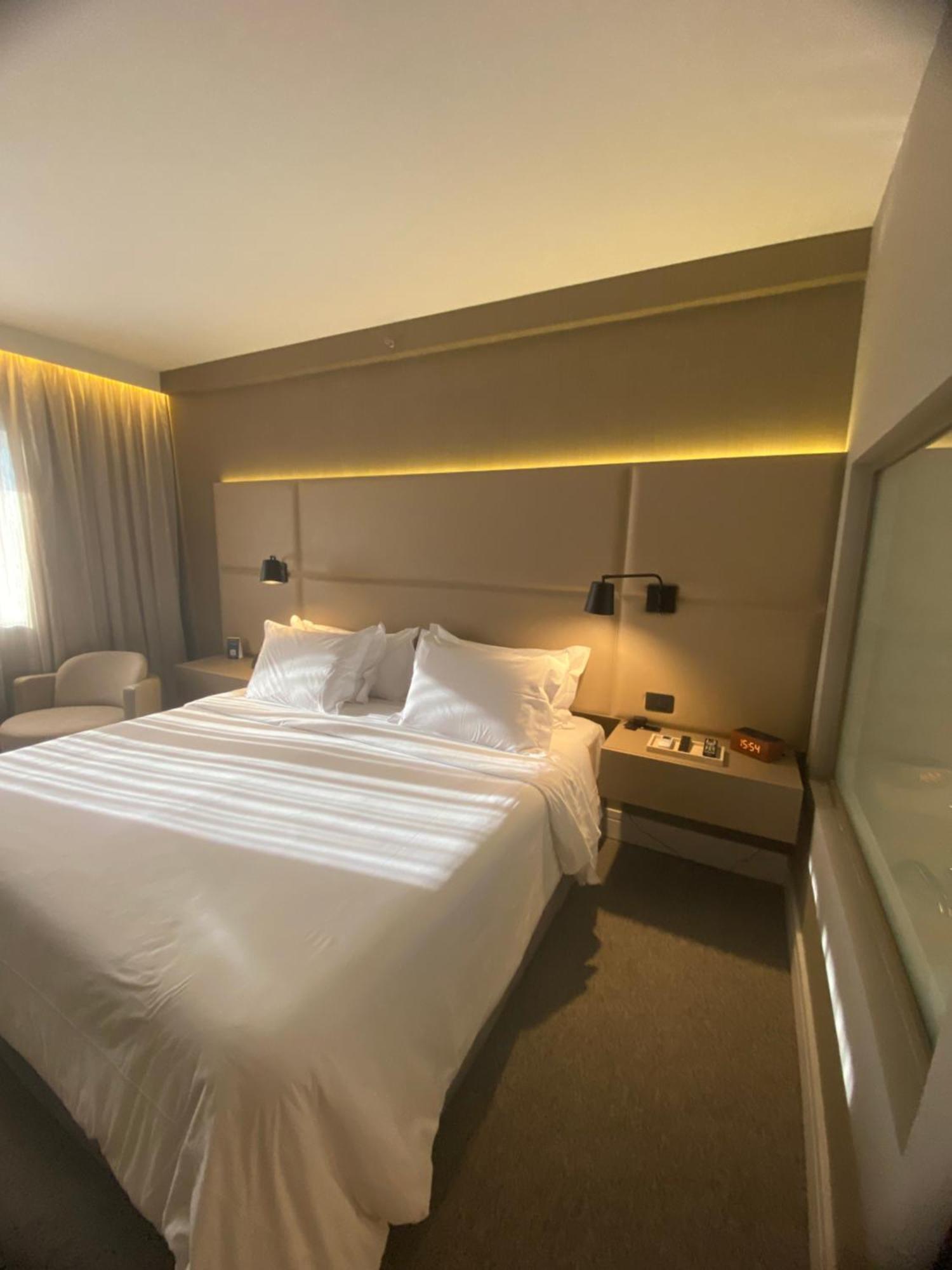 King Suite Spa Bath