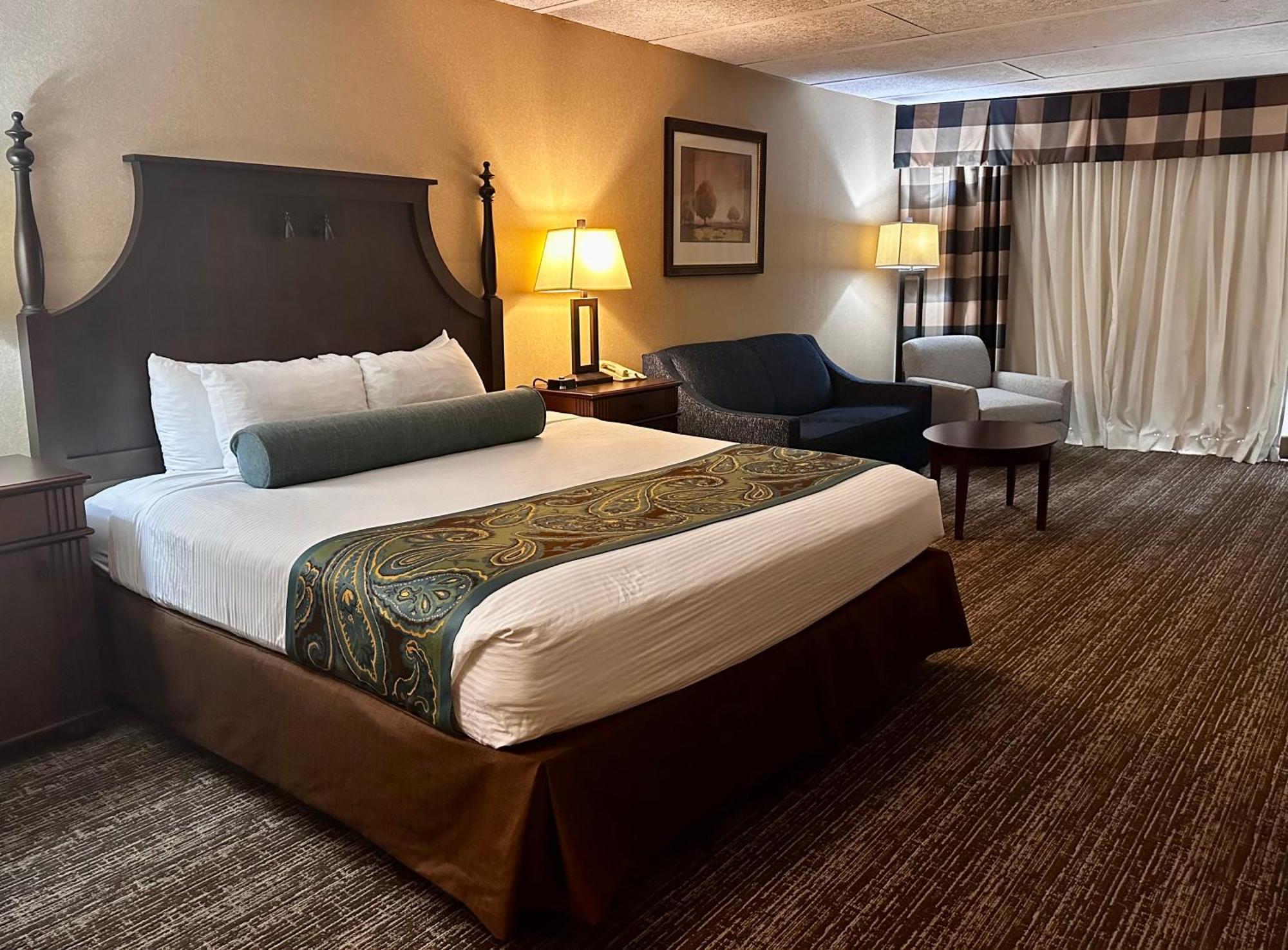 Standard King Room